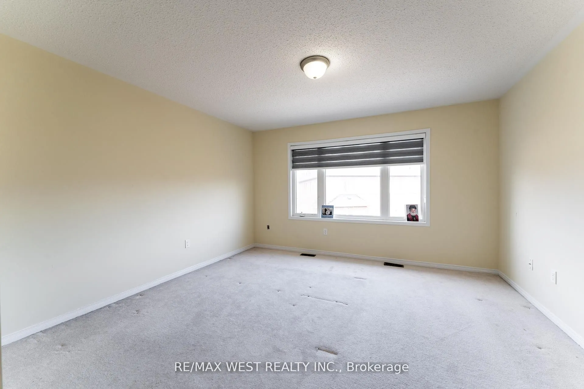 40 Yellowknife Road