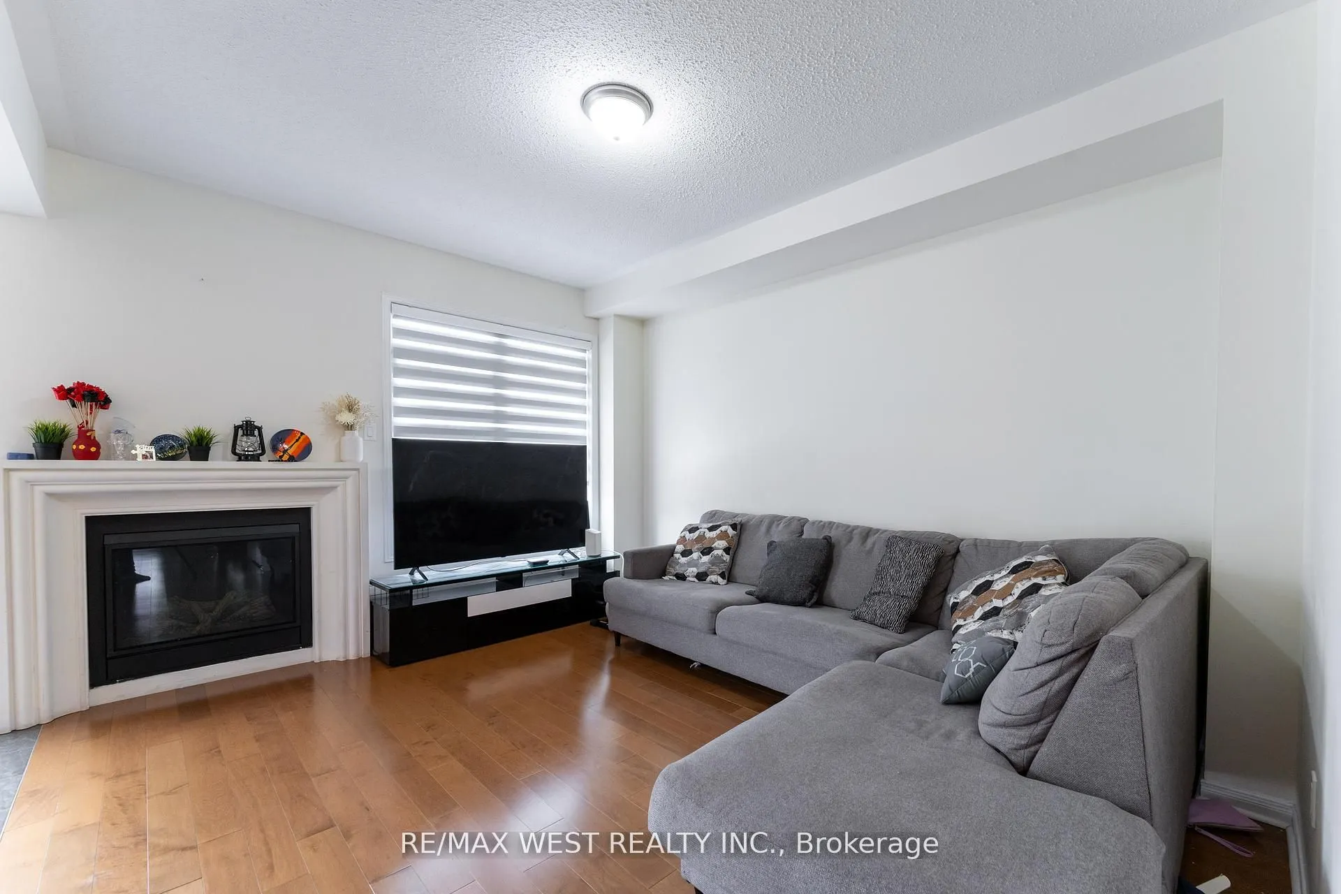 40 Yellowknife Road