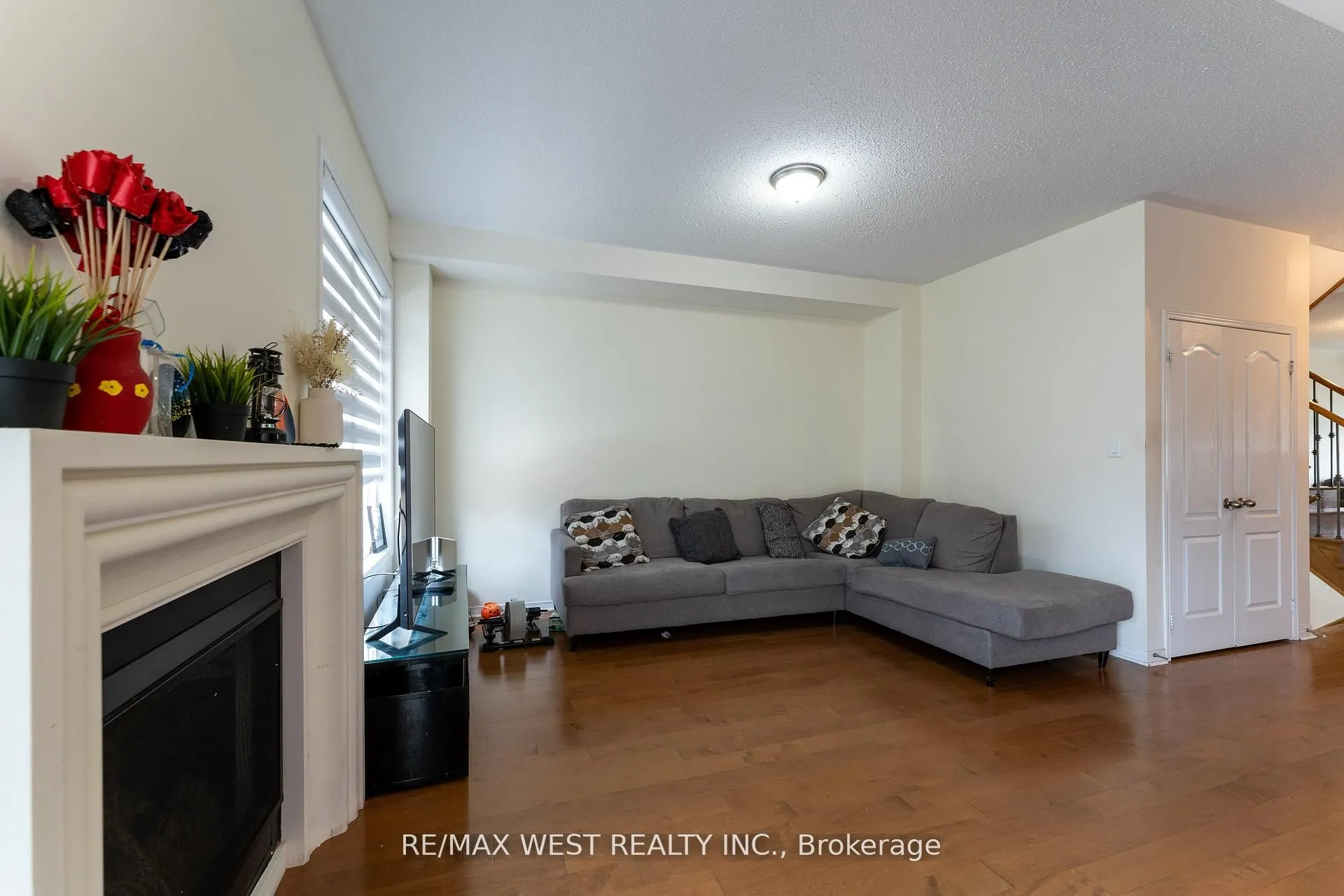 40 Yellowknife Road