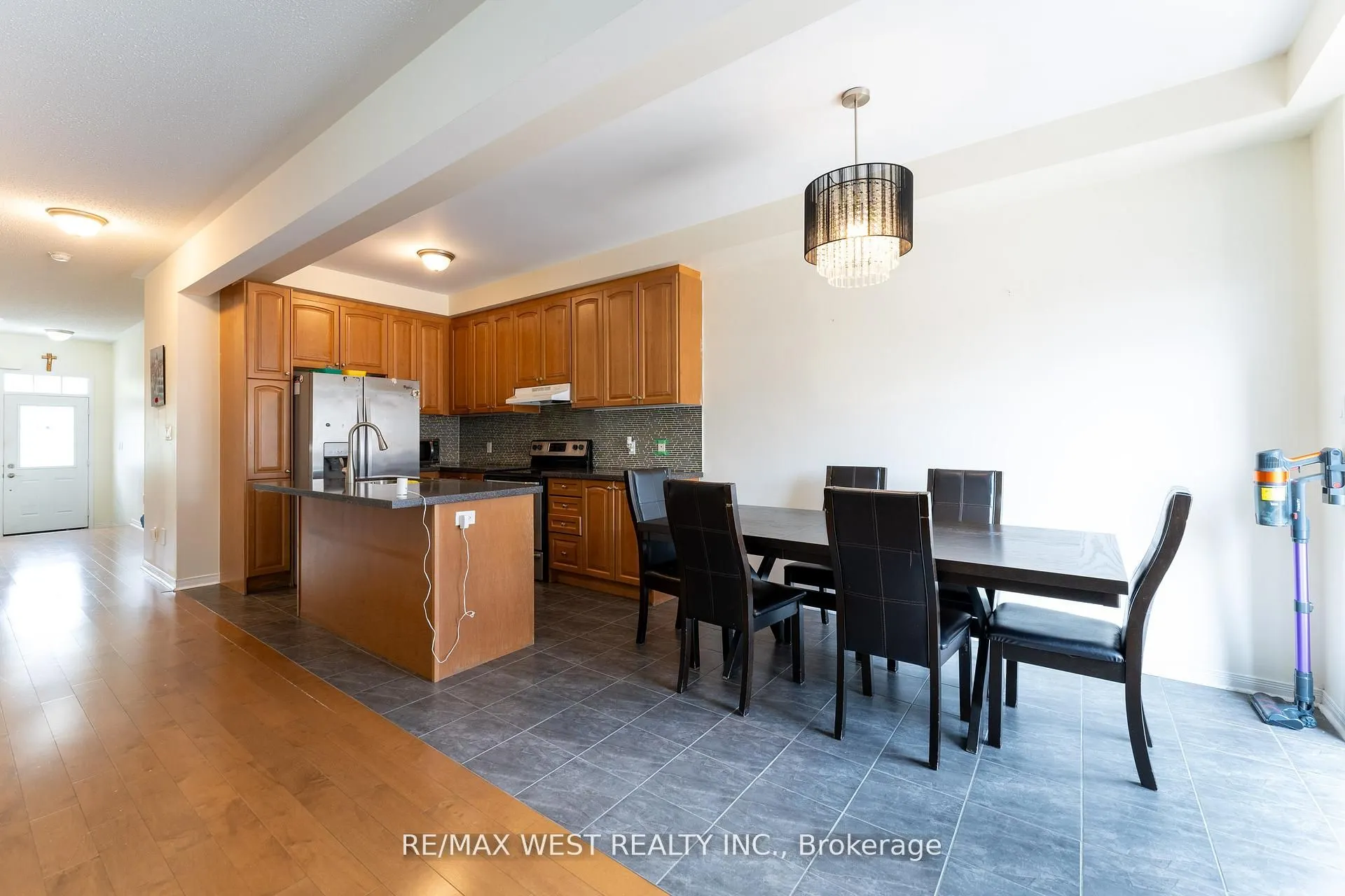 40 Yellowknife Road