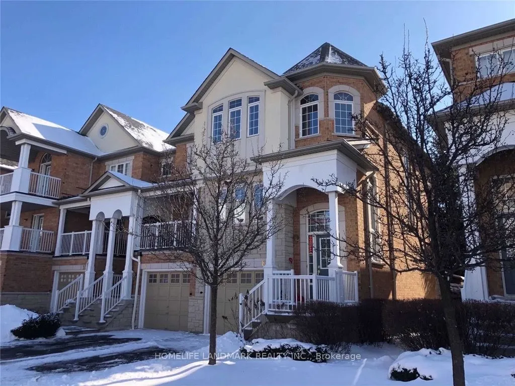 601 Shoreline Drive, #8