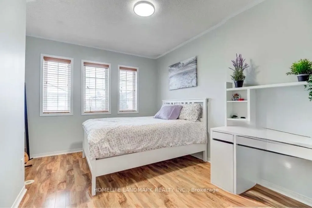 601 Shoreline Drive, #8