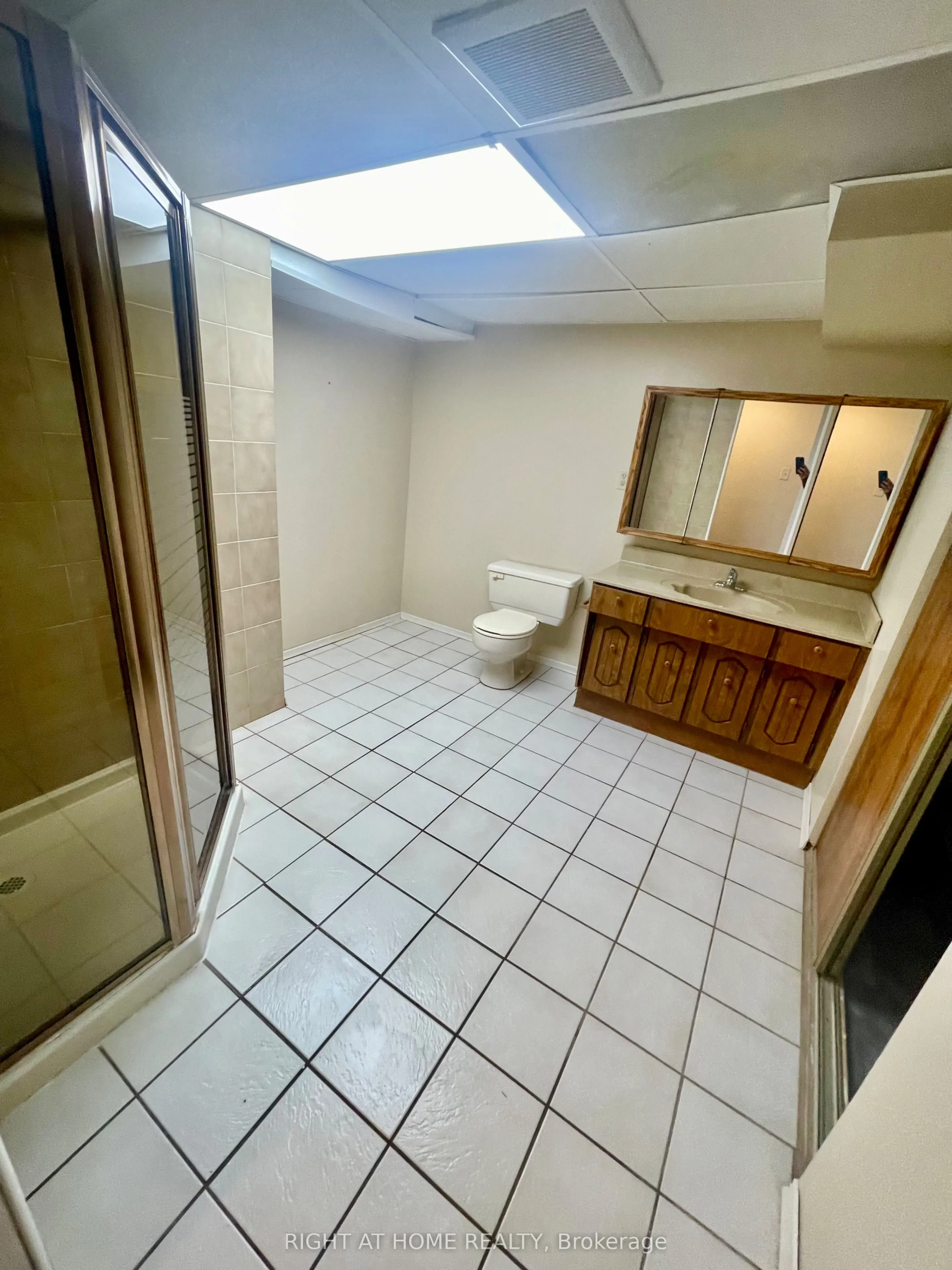 1382 Gainsborough Drive