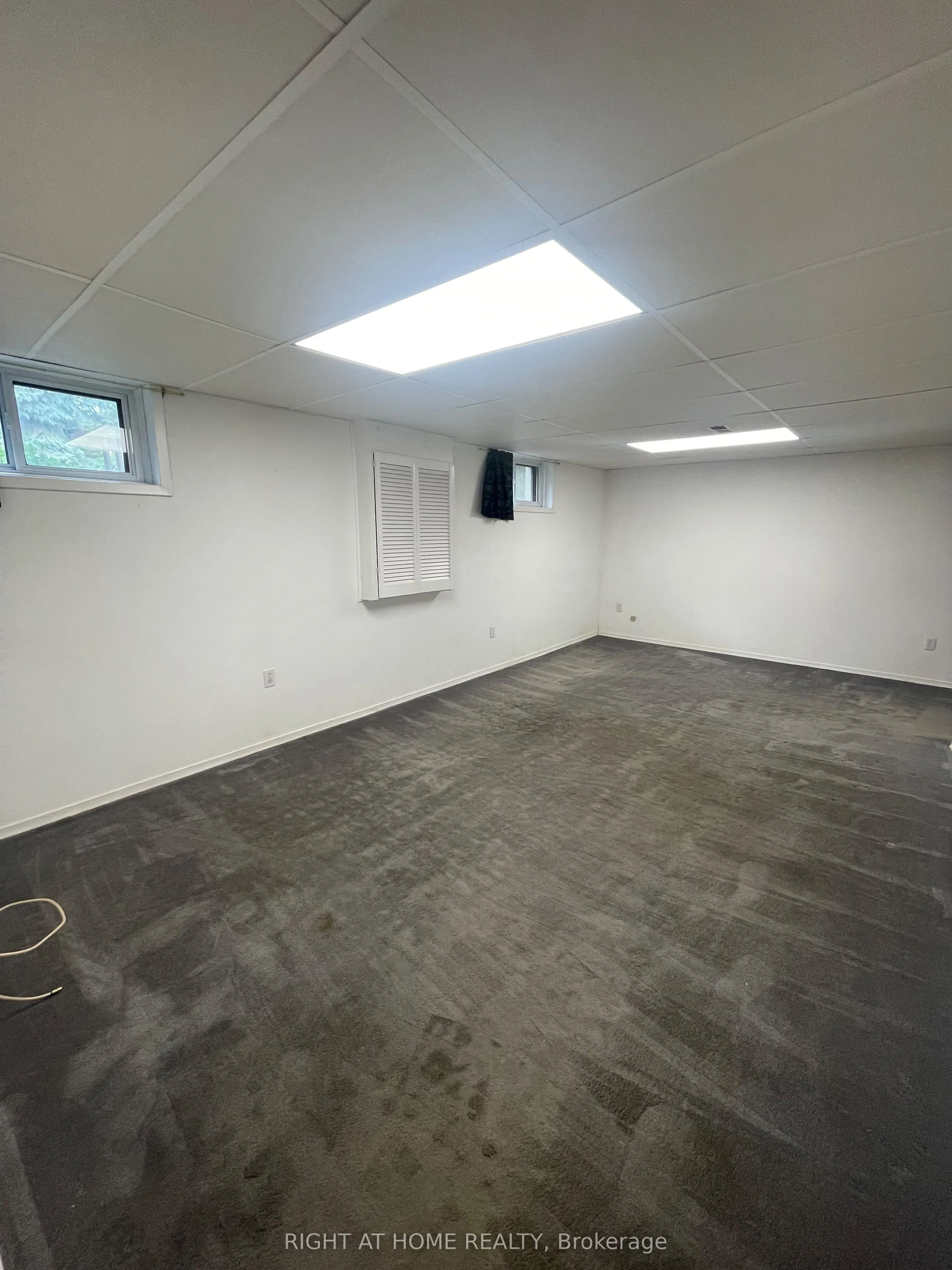 1382 Gainsborough Drive
