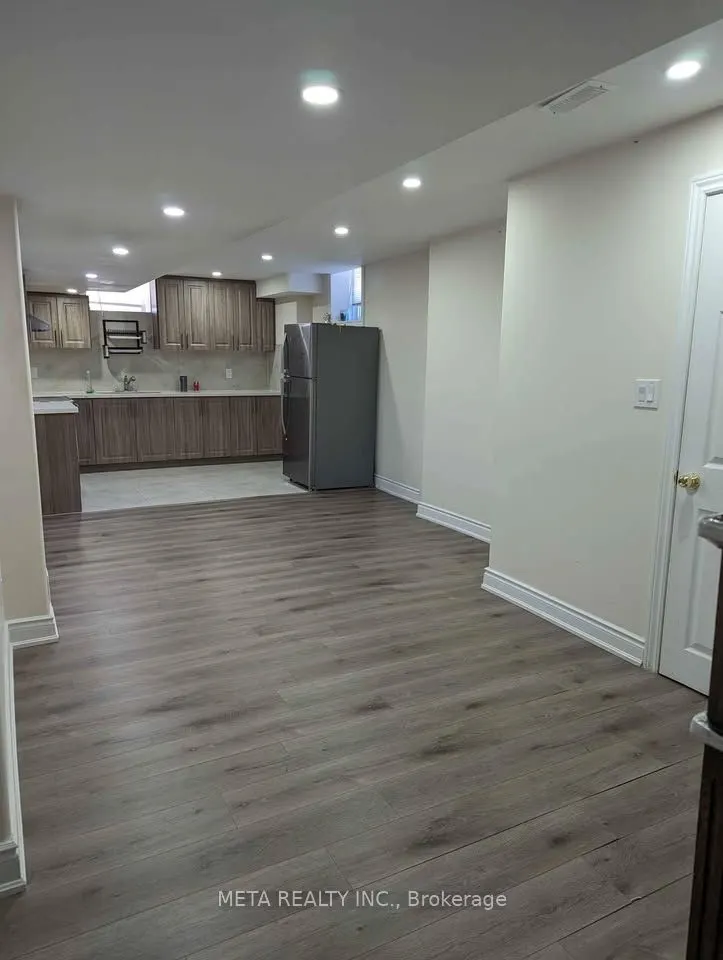 1 Kistler Street