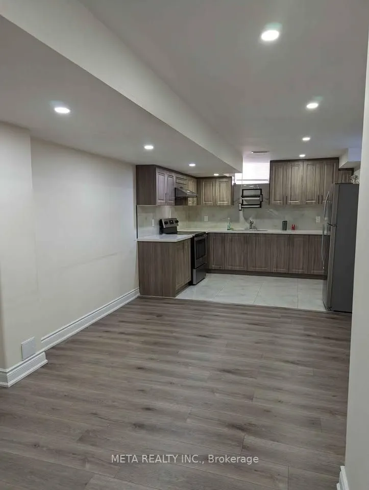 1 Kistler Street