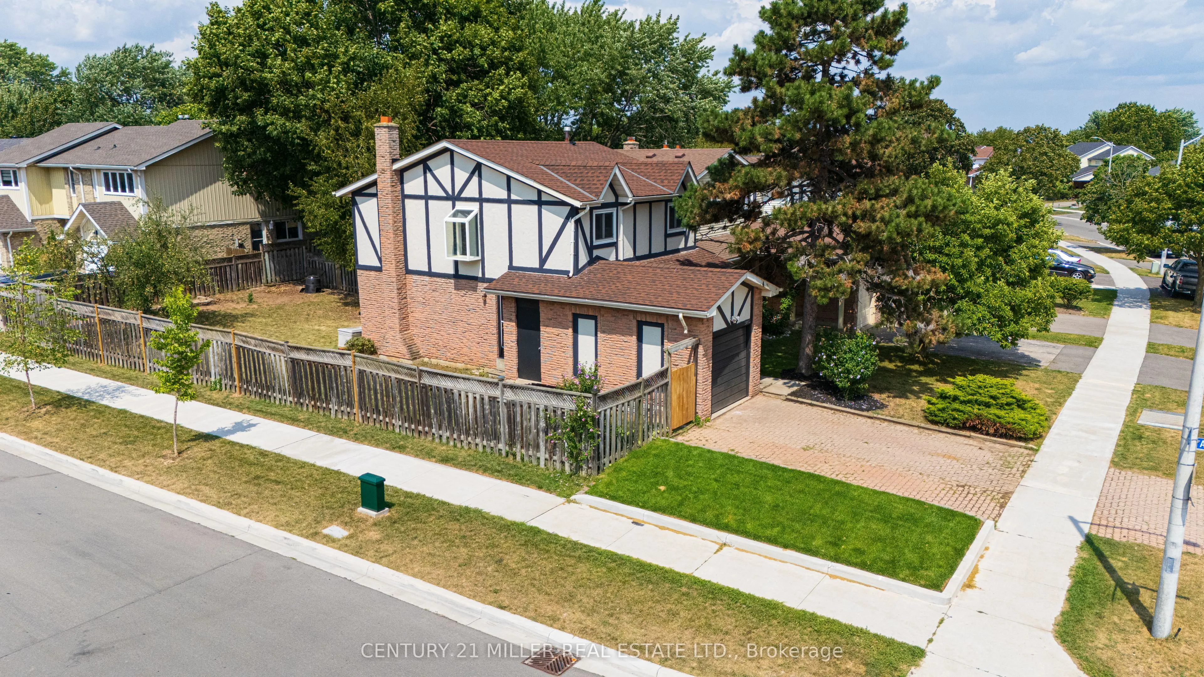 3045 Driftwood Drive
