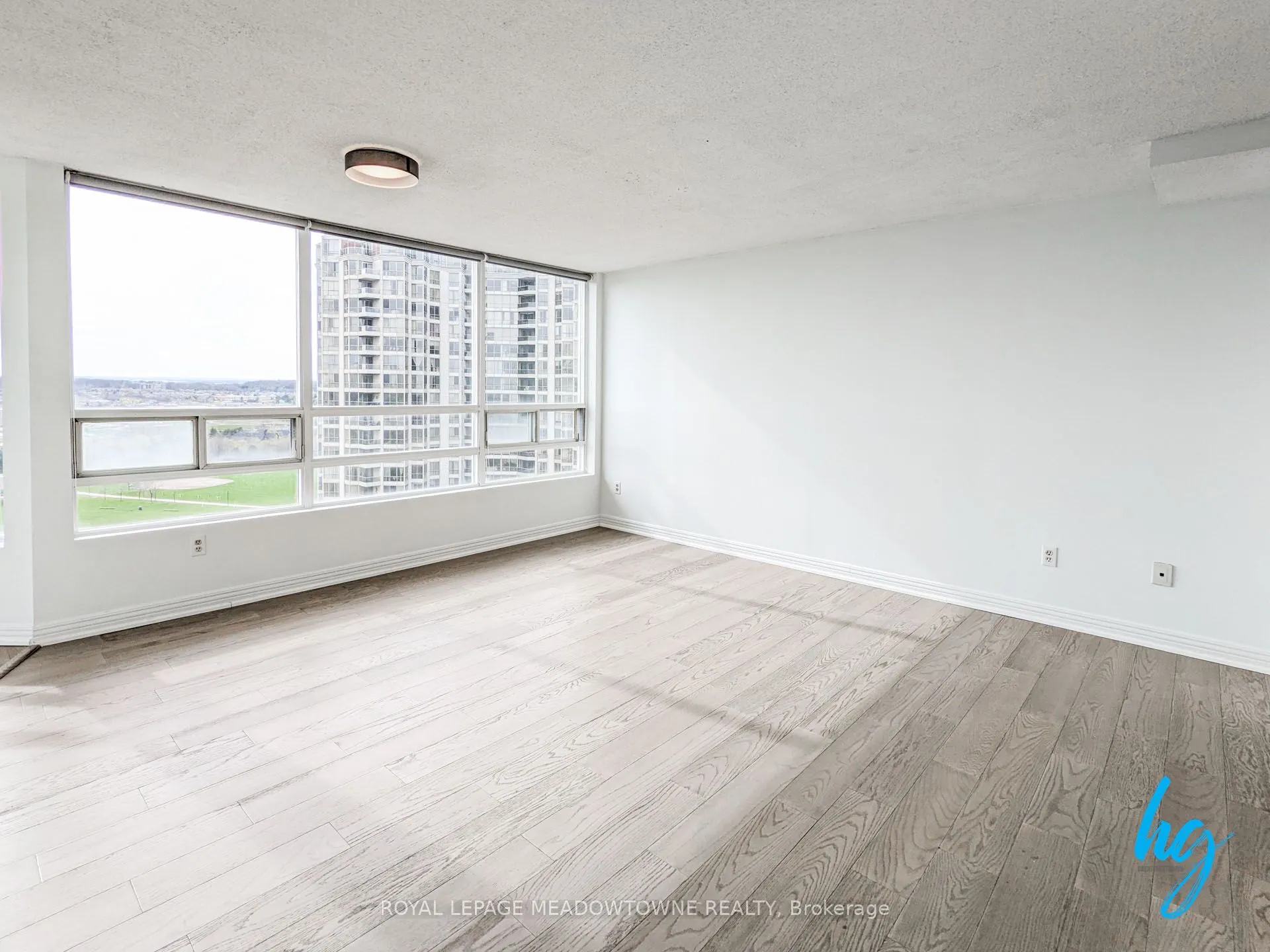 50 Kingsbridge Garden Circle, #1801