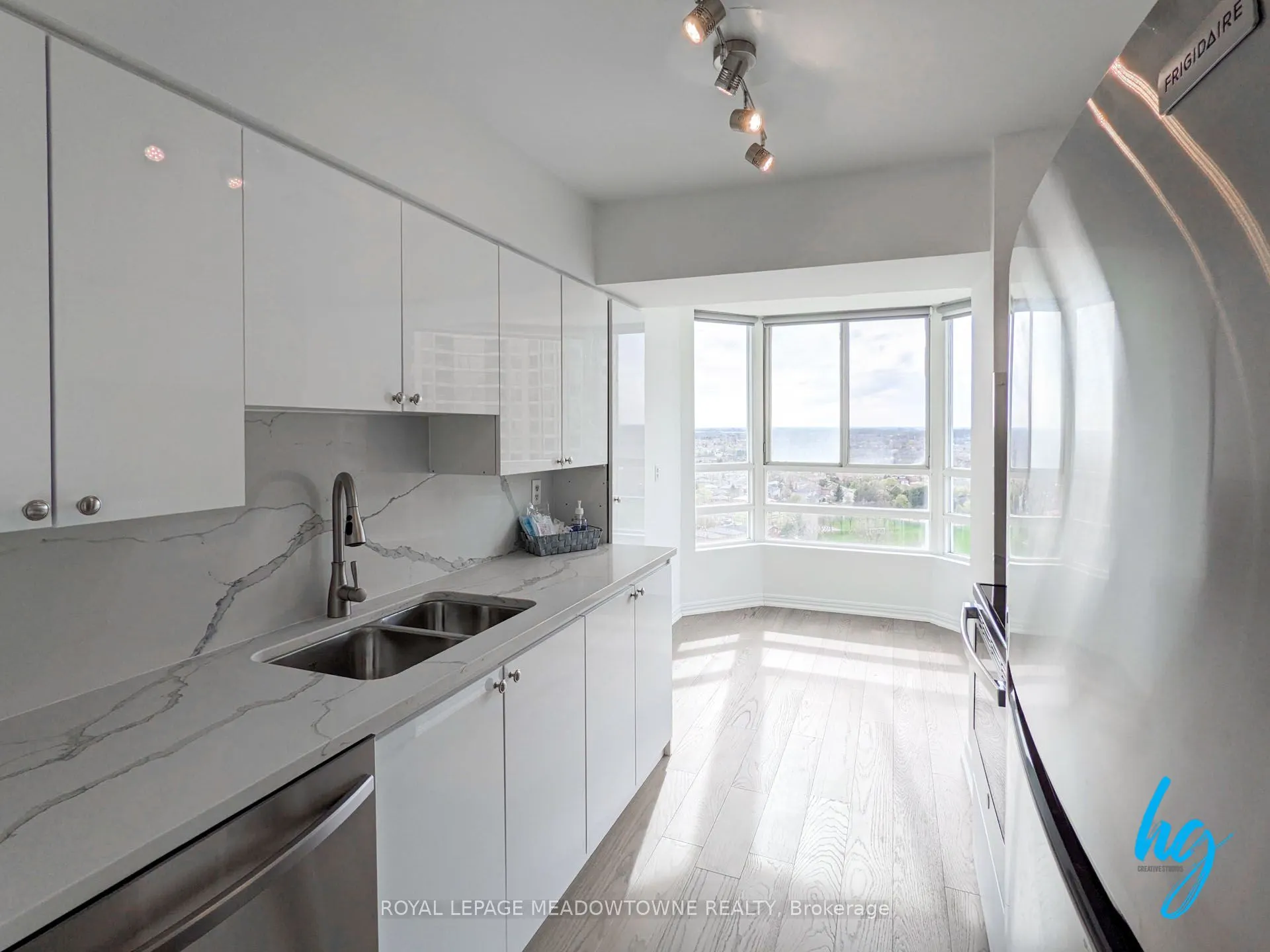 50 Kingsbridge Garden Circle, #1801