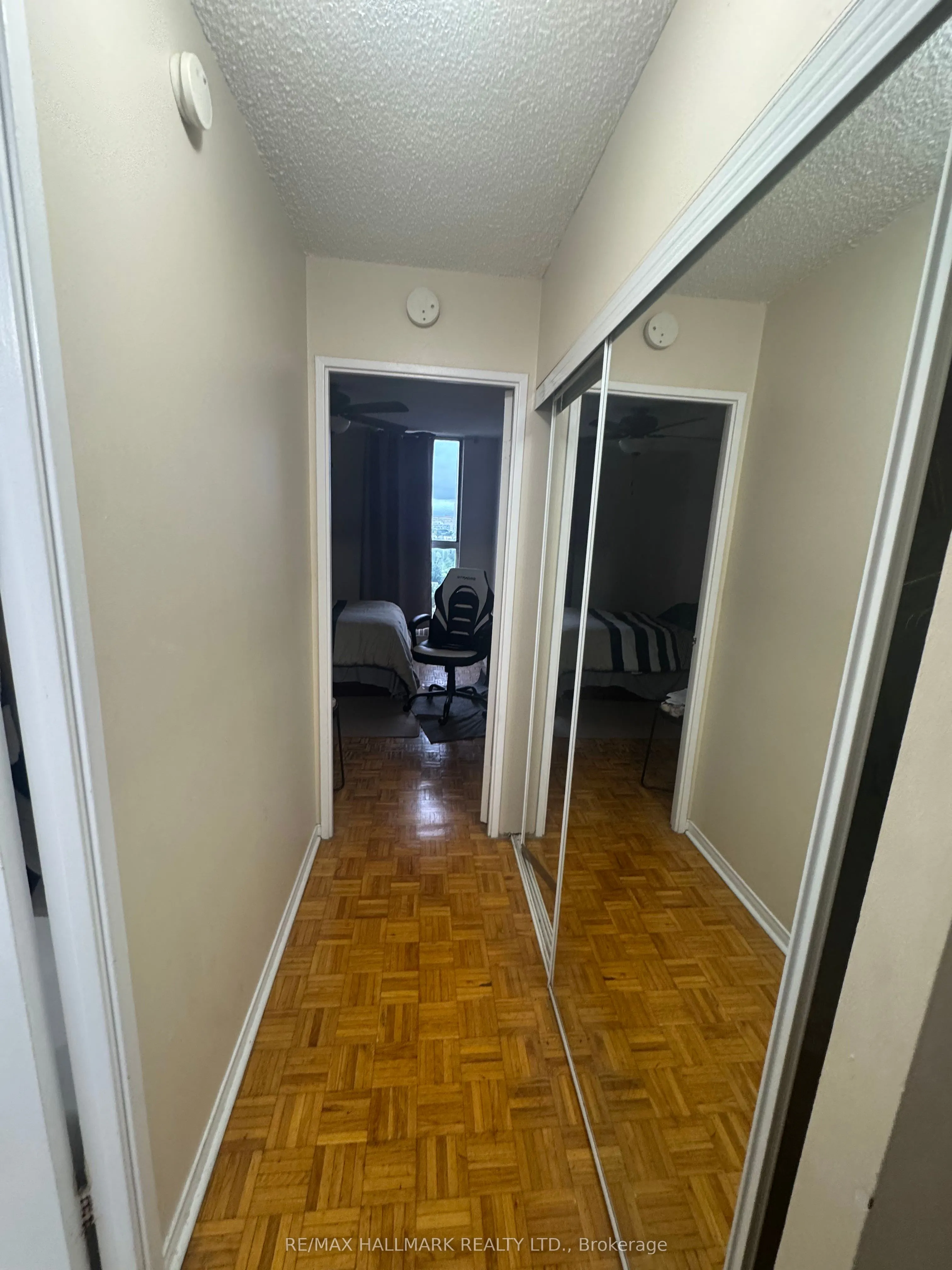 4645 Jane Street, #1207