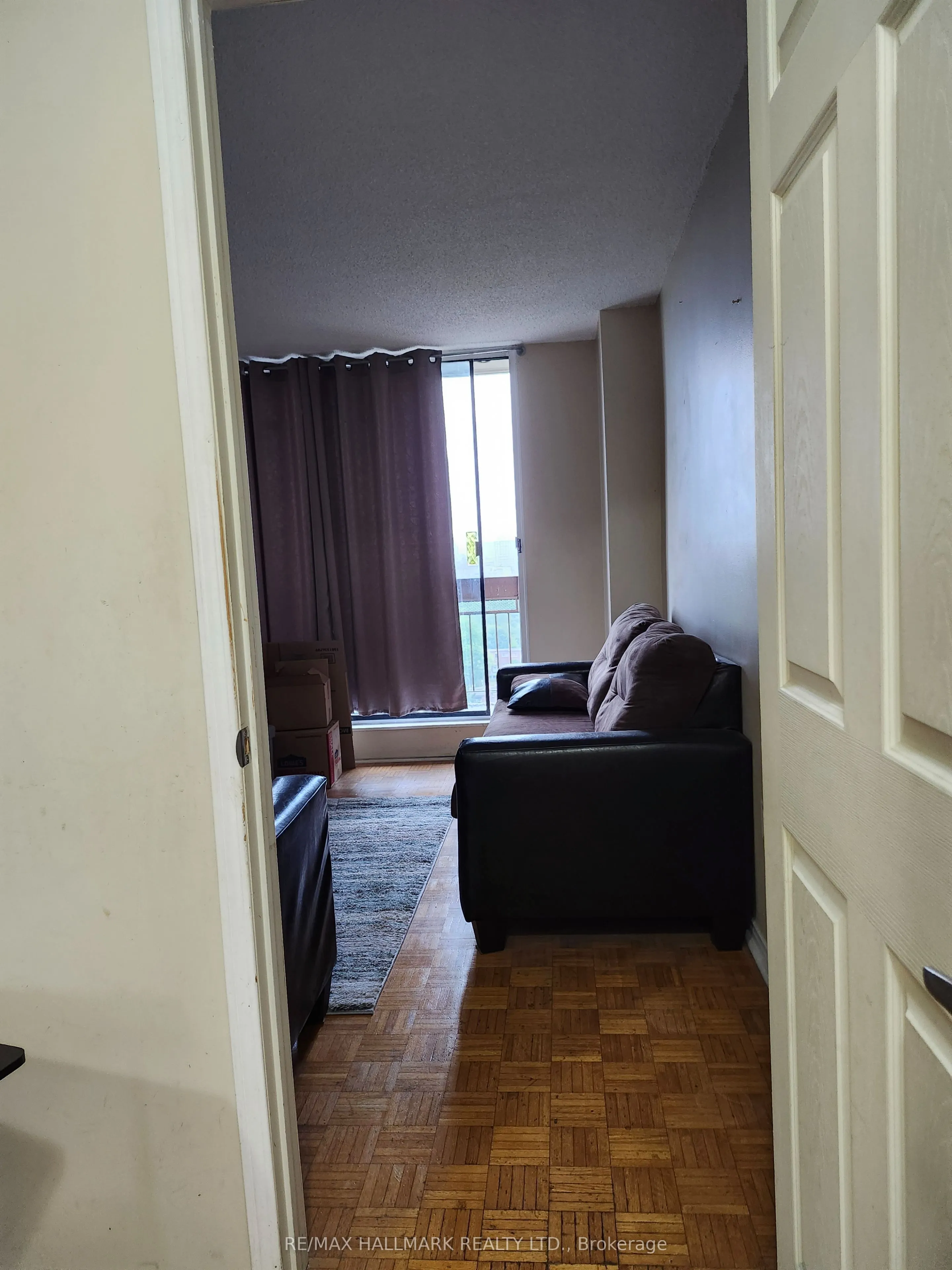 4645 Jane Street, #1207