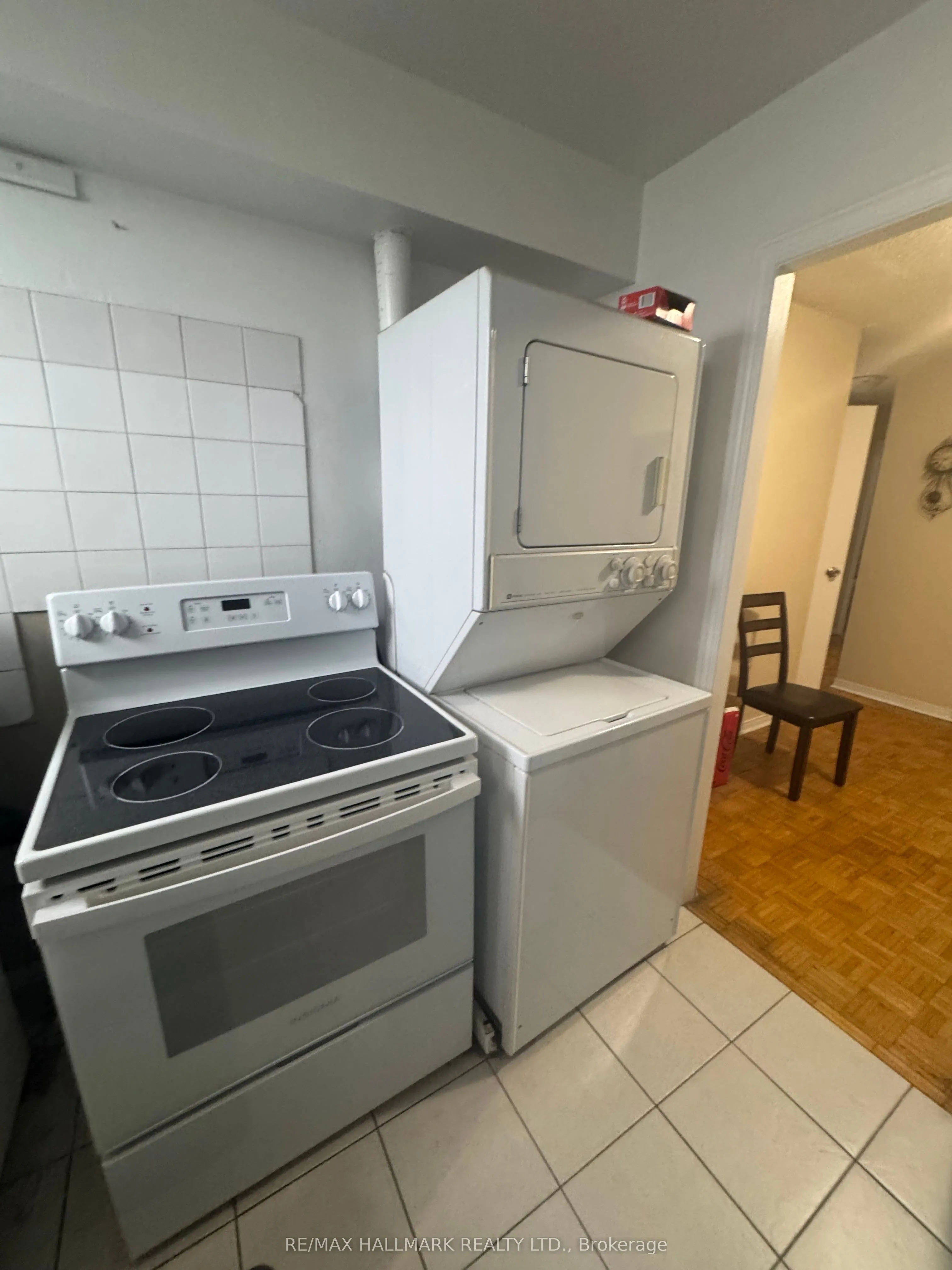 4645 Jane Street, #1207