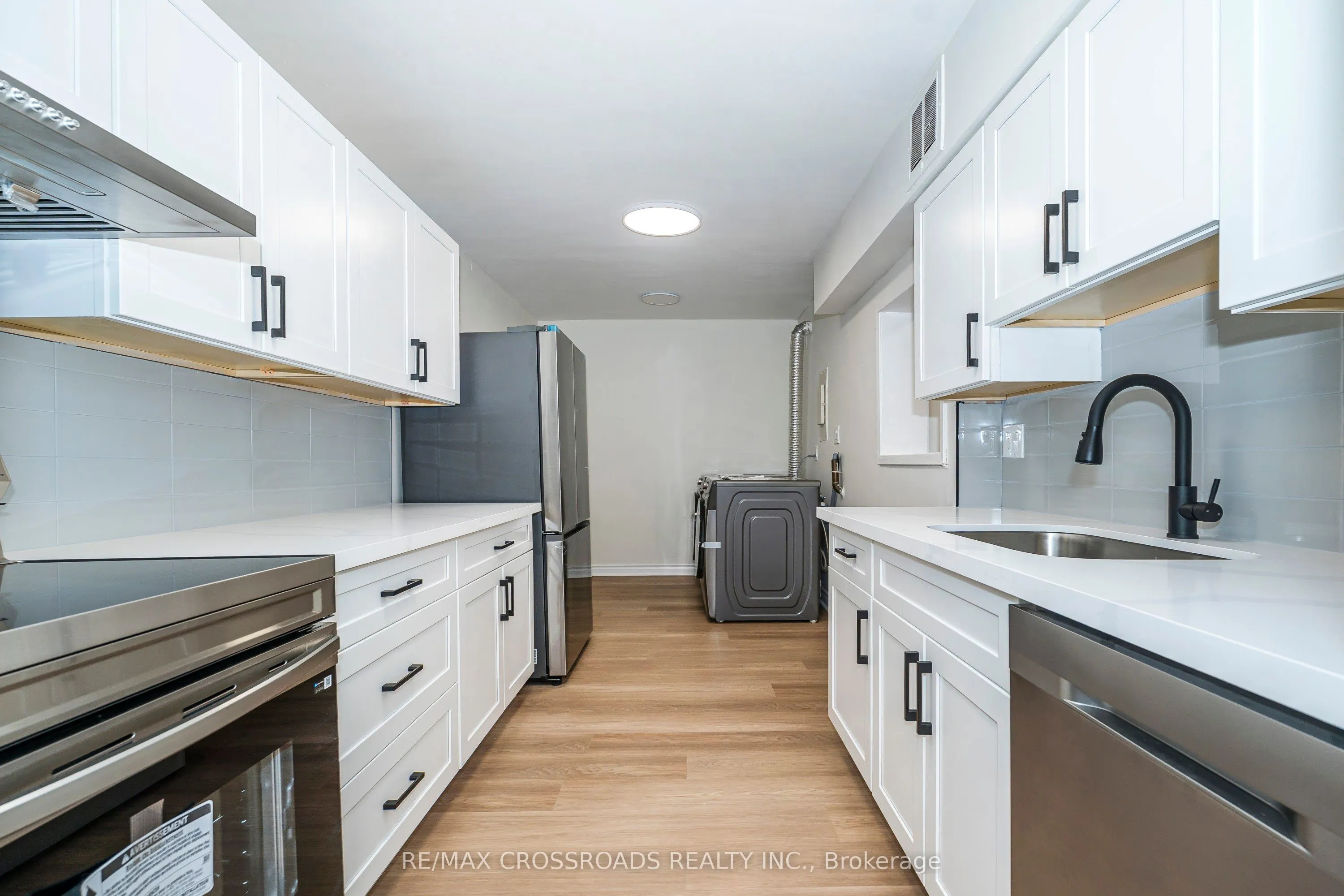320 Dixon Road, #806