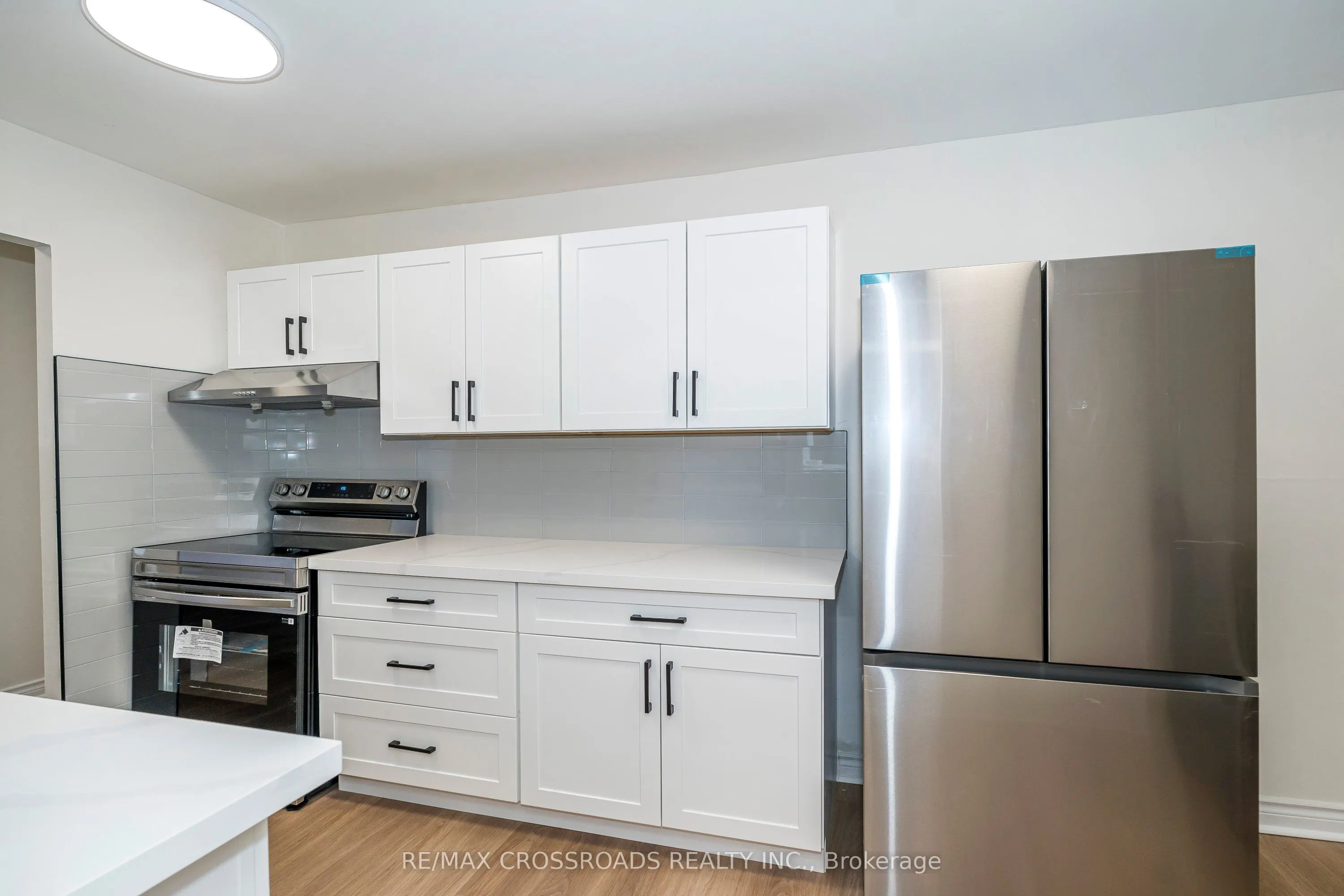 320 Dixon Road, #806