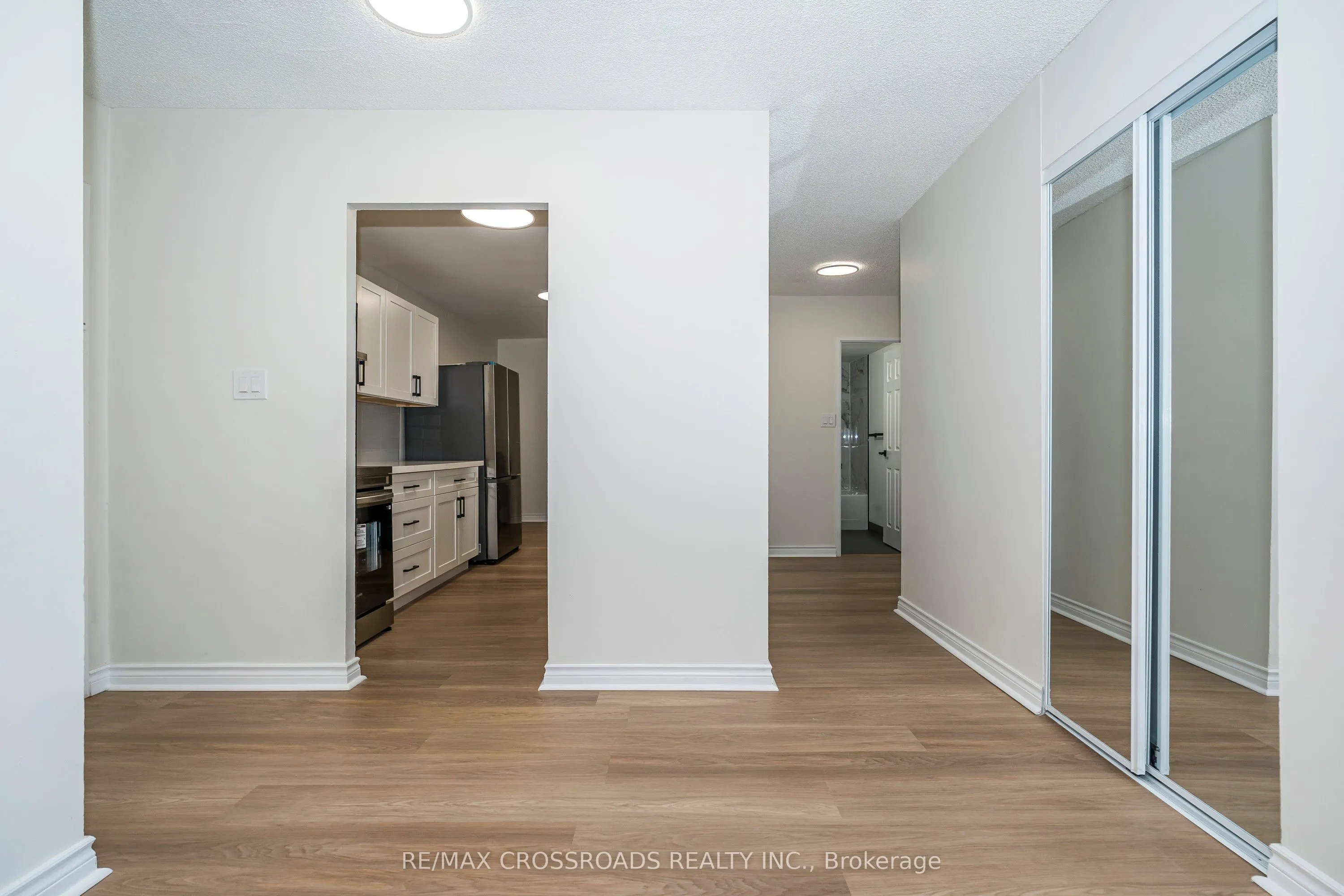 320 Dixon Road, #806