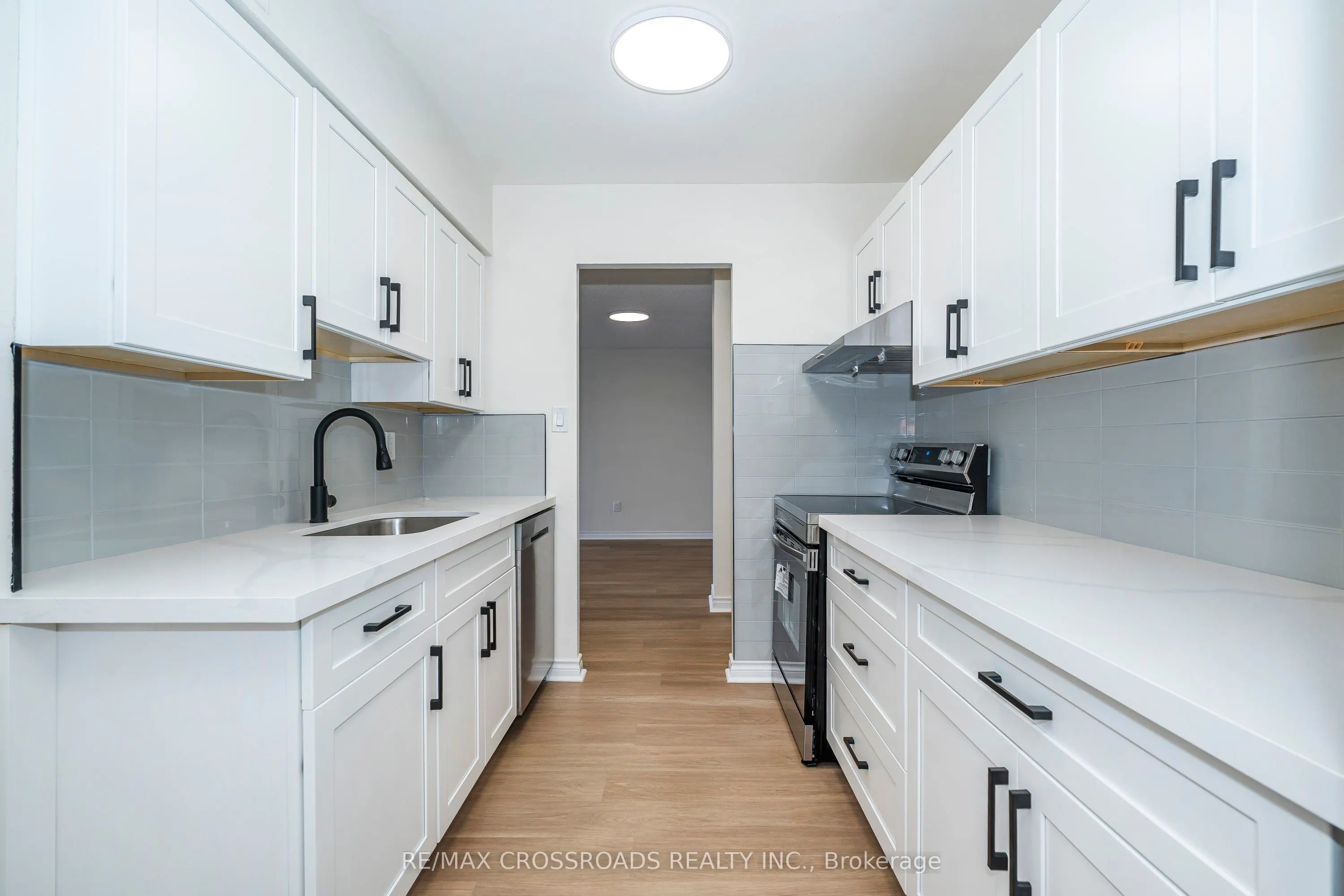 320 Dixon Road, #806