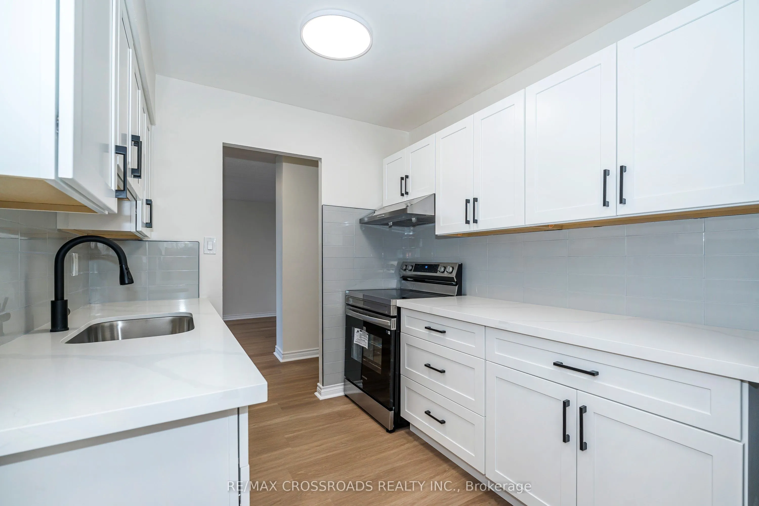 320 Dixon Road, #806