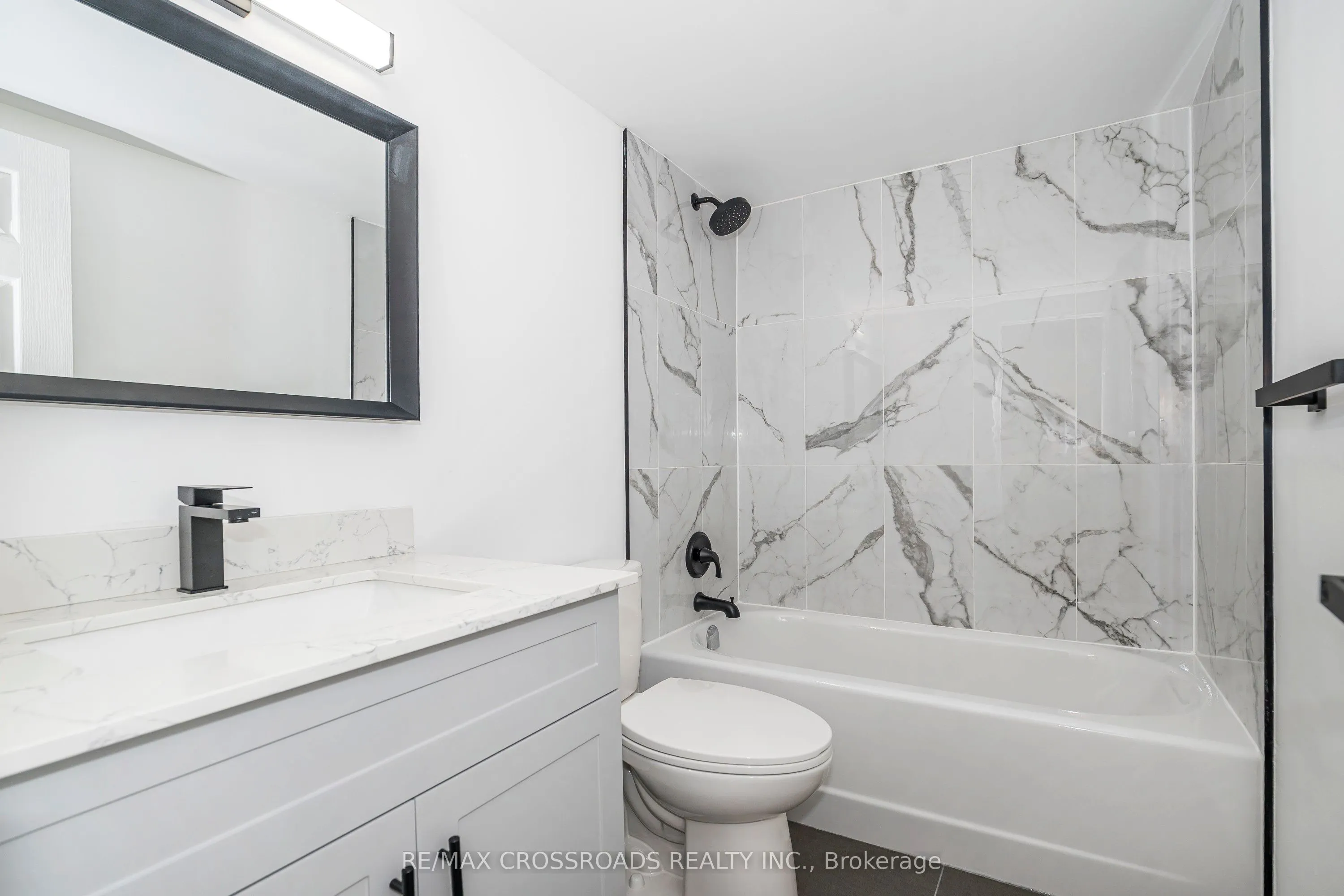 320 Dixon Road, #806