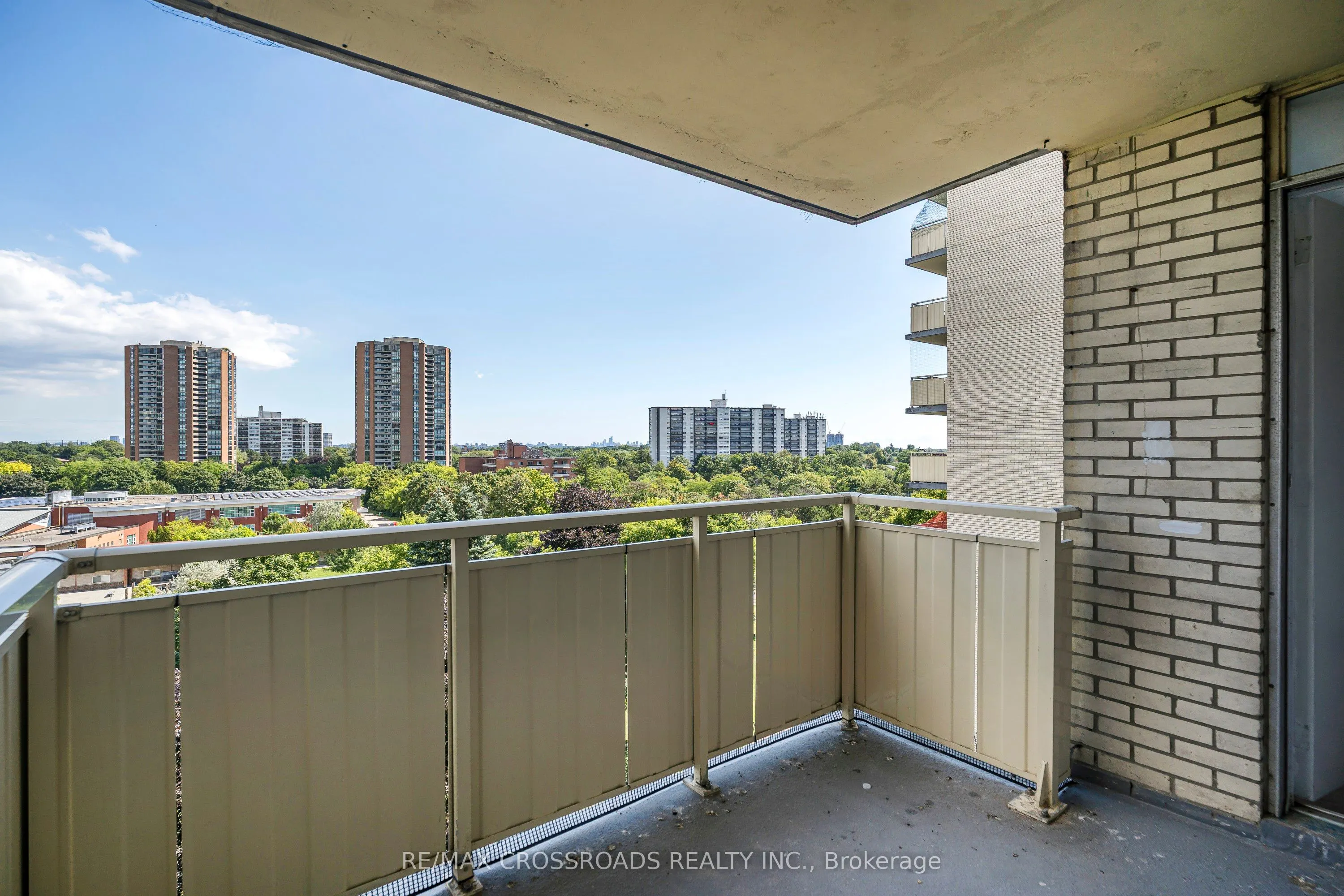 320 Dixon Road, #806