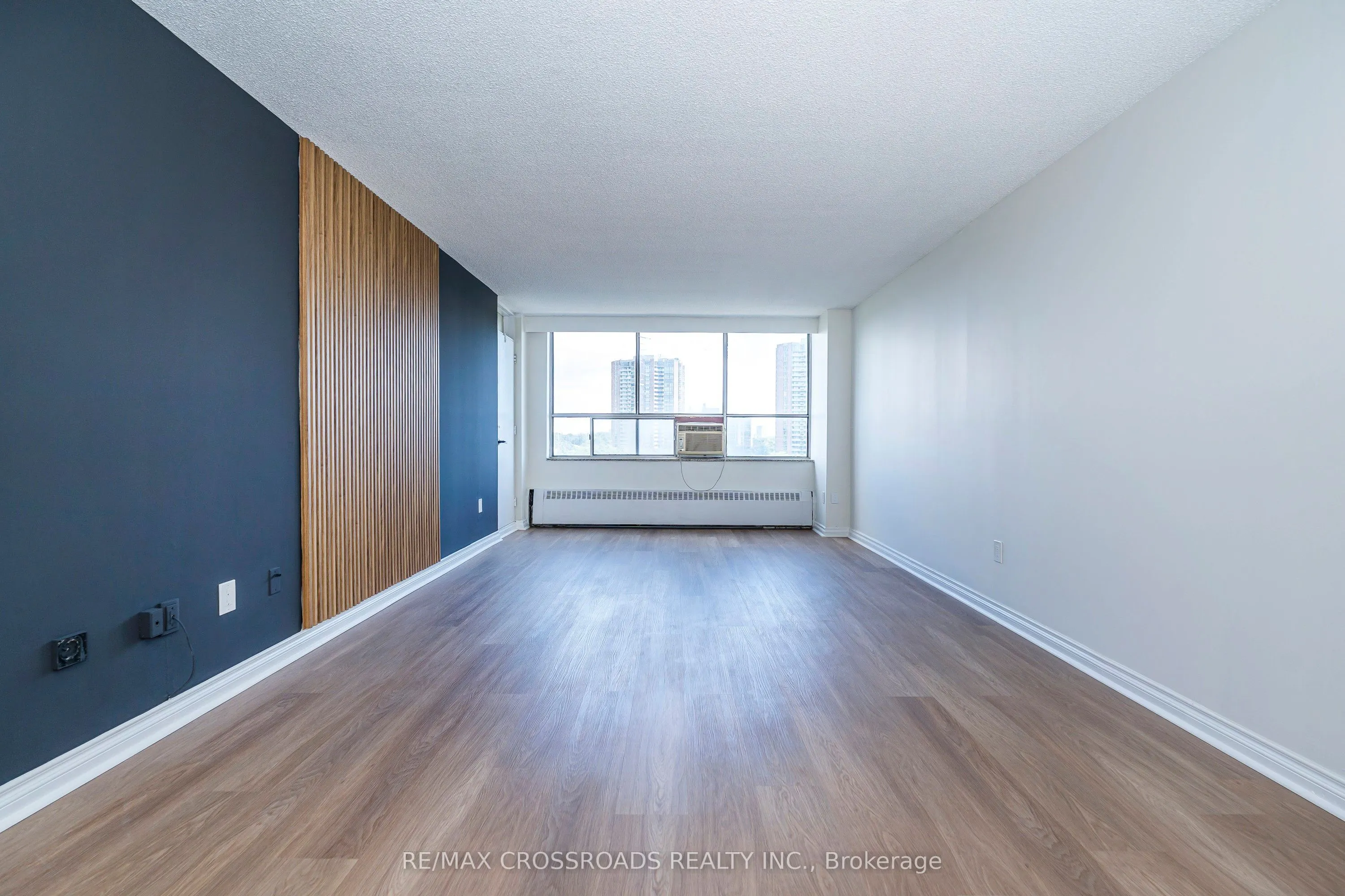 320 Dixon Road, #806
