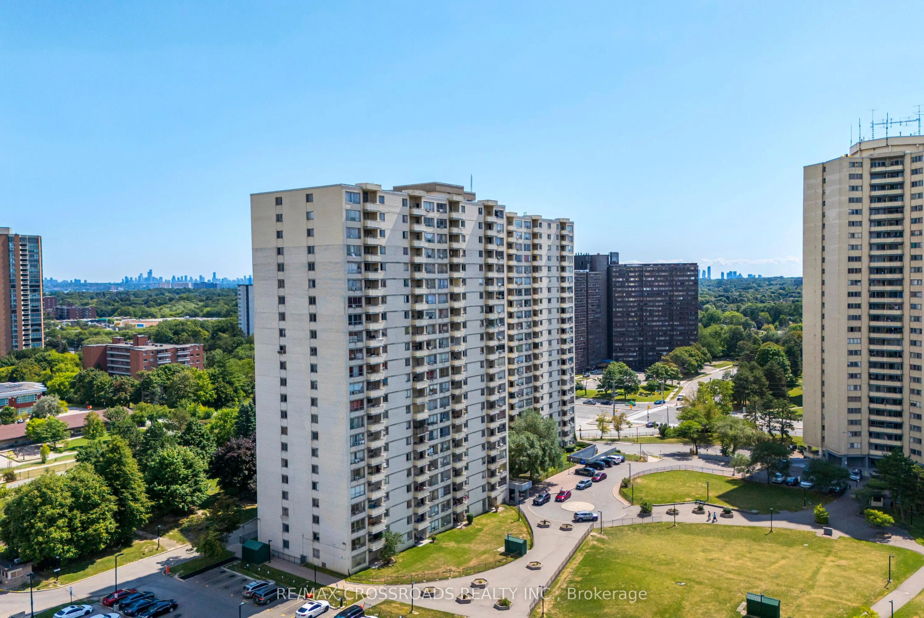 320 Dixon Road, #806