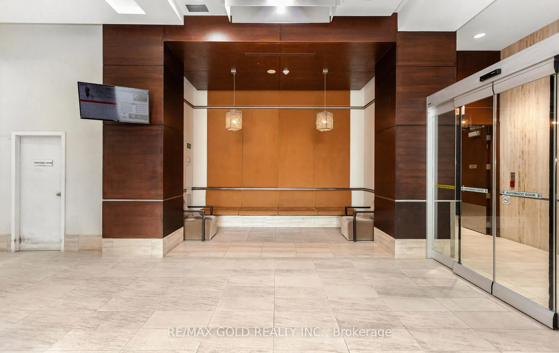 330 Burnhamthorpe Road, #804