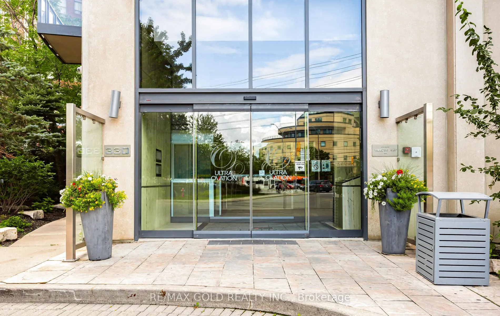 330 Burnhamthorpe Road, #804
