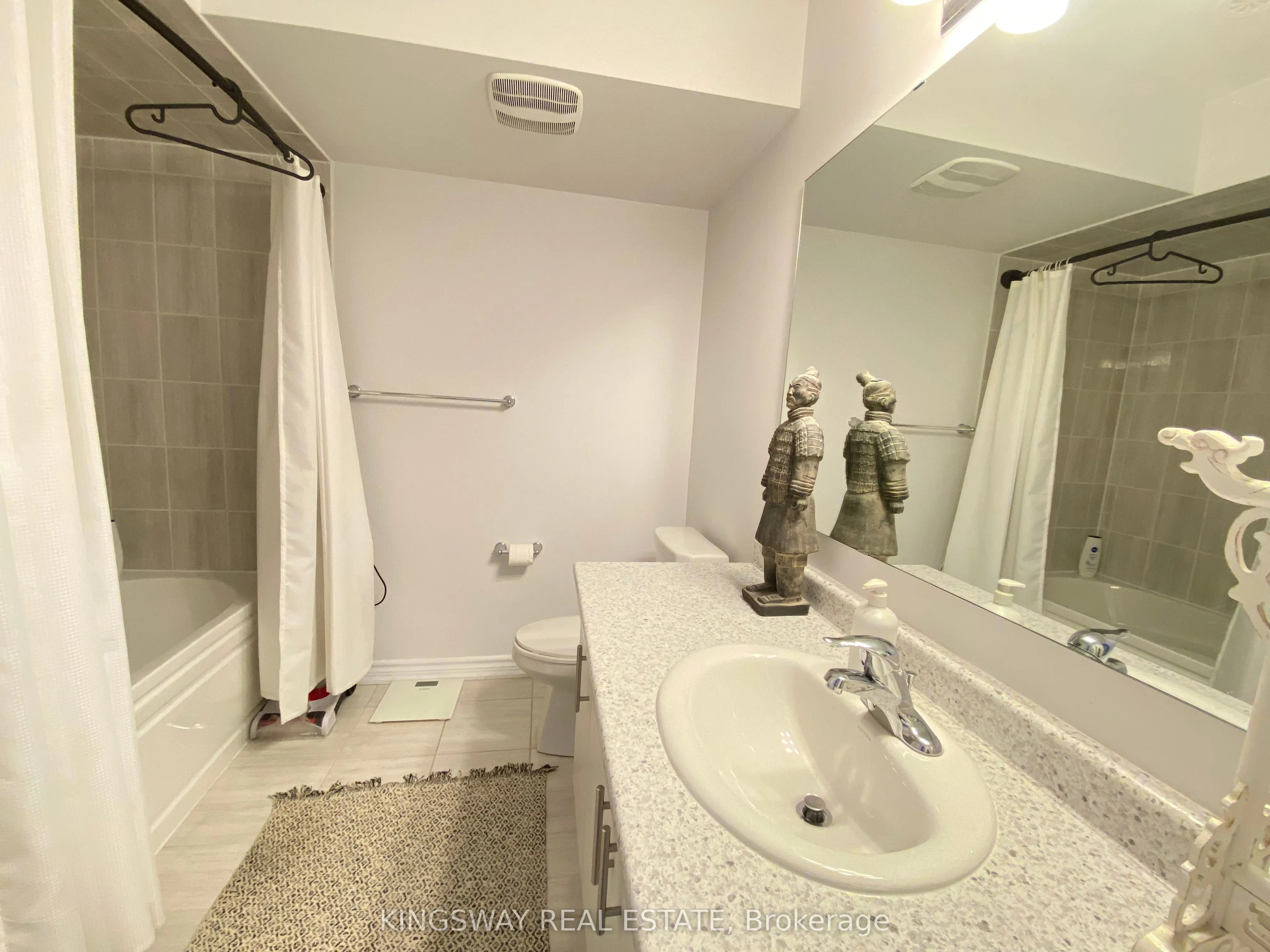 372 Athabasca Common Drive