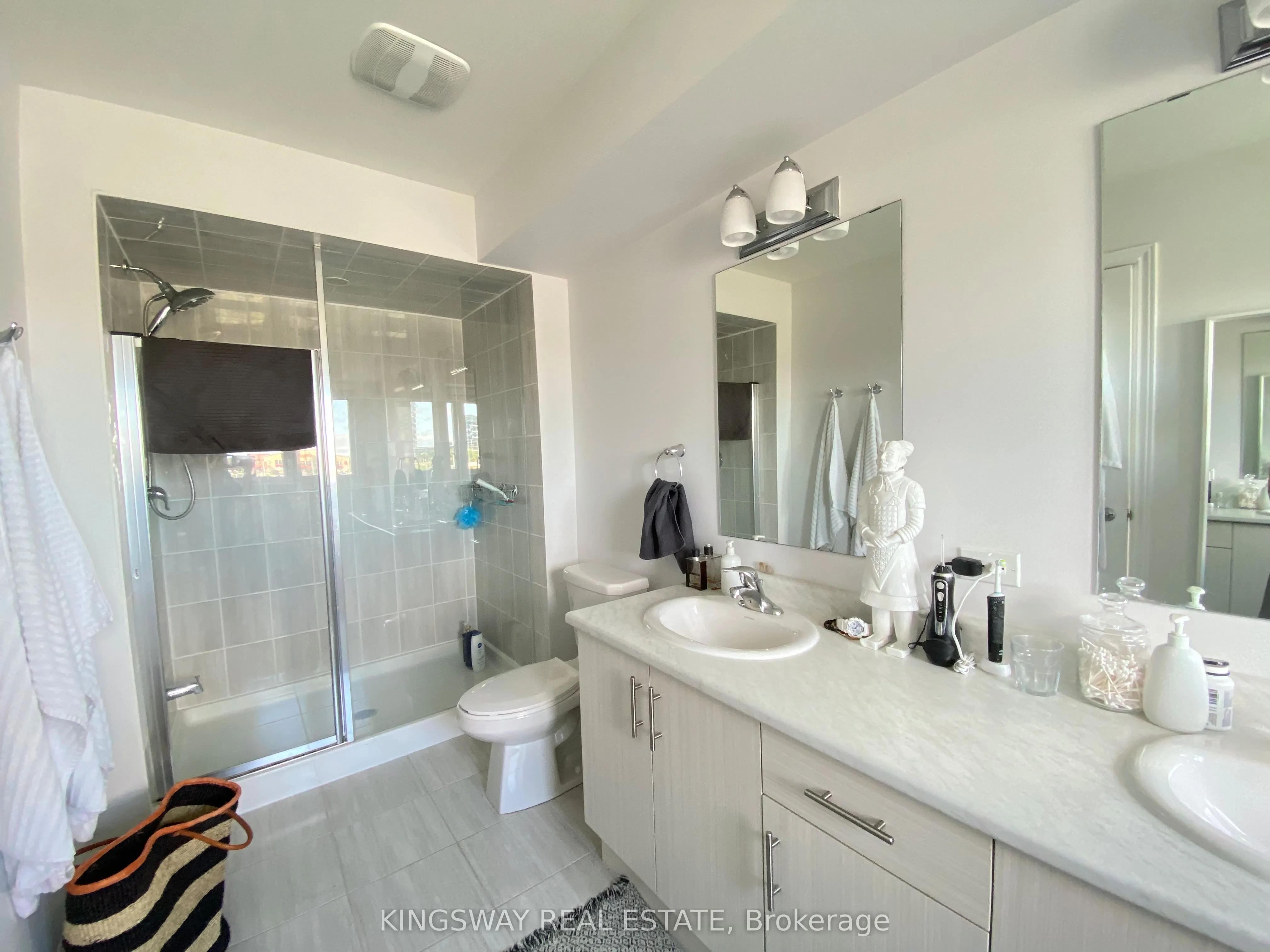 372 Athabasca Common Drive