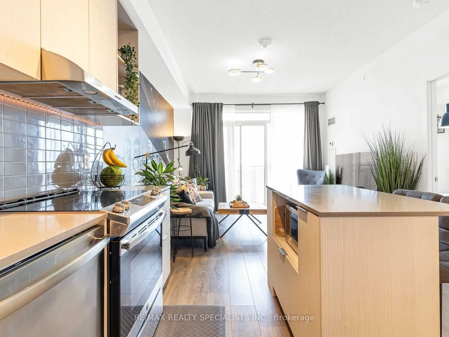 2520 Eglinton Avenue W, #1512