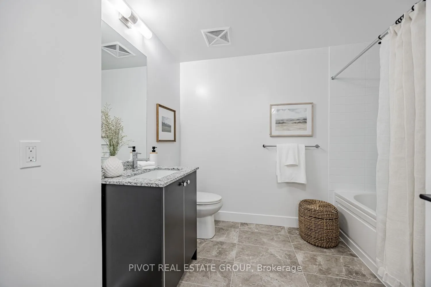 2343 Khalsa Gate, #440