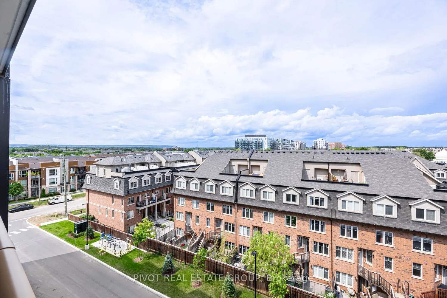2343 Khalsa Gate, #615