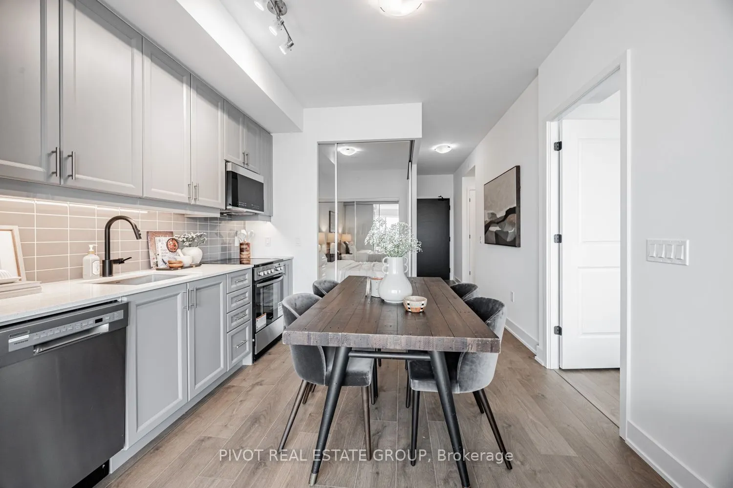 2343 Khalsa Gate, #615