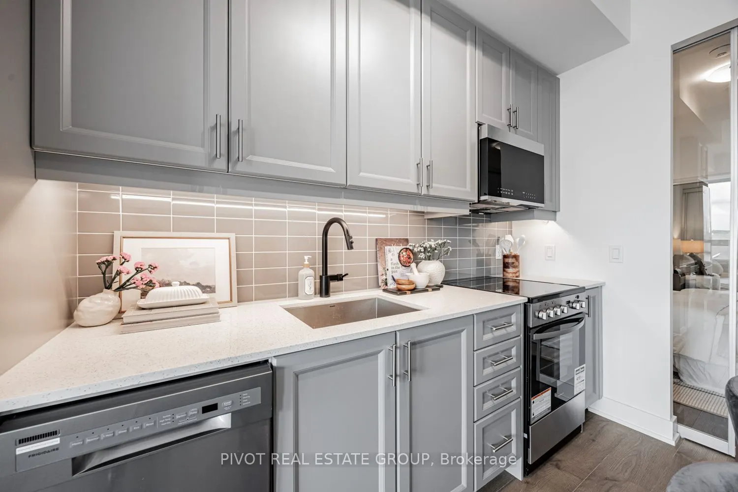 2343 Khalsa Gate, #615