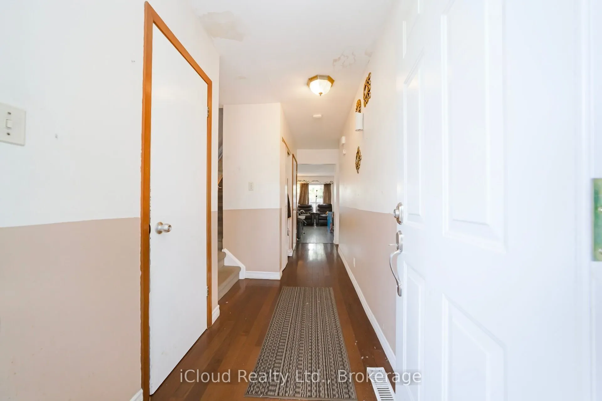 25 Vodden Court, #25