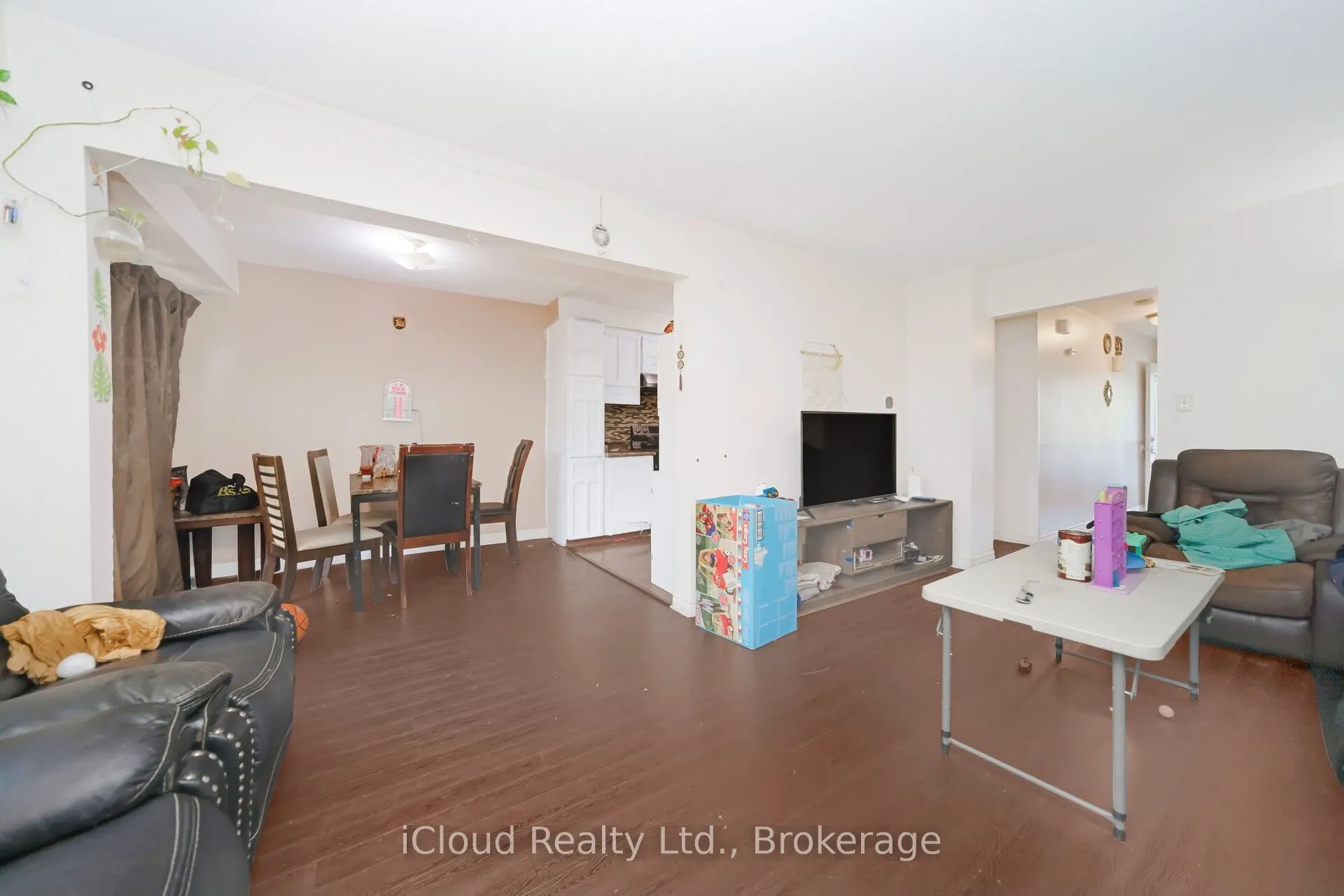 25 Vodden Court, #25