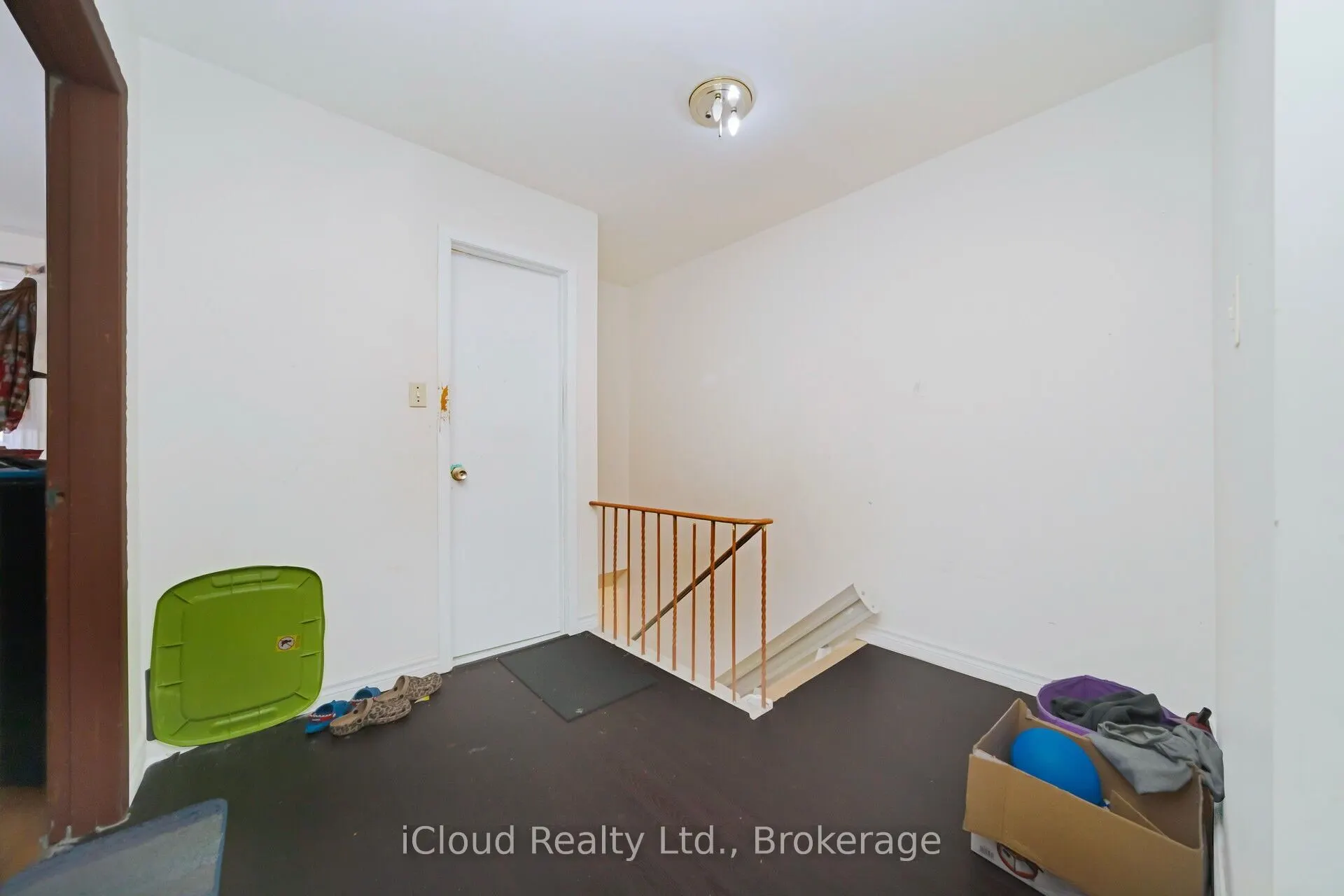 25 Vodden Court, #25