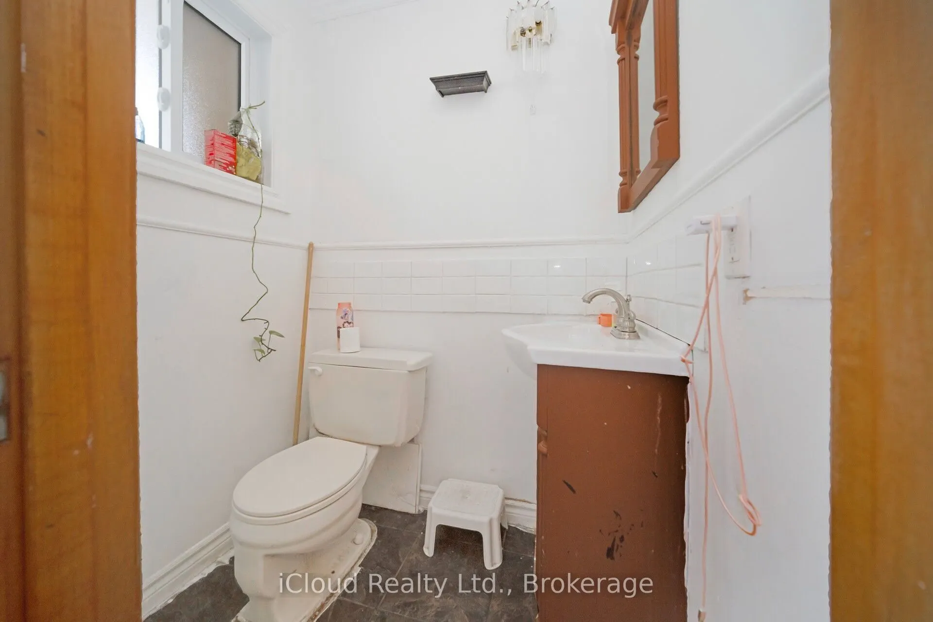 25 Vodden Court, #25