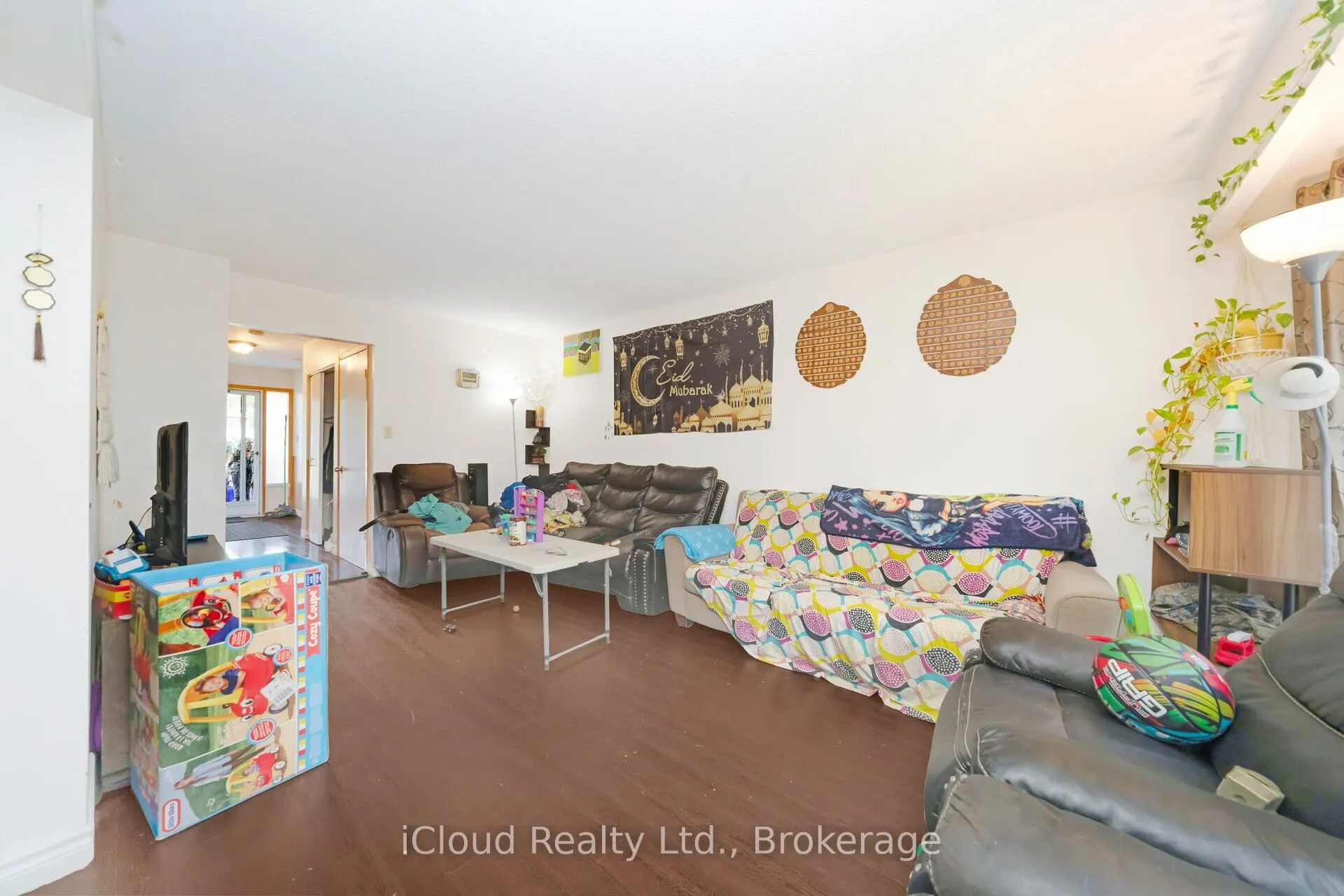 25 Vodden Court, #25