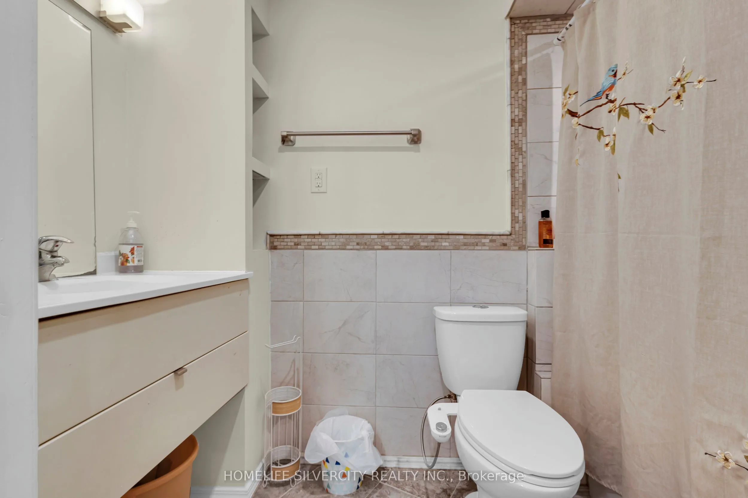 38 George Robinson Drive