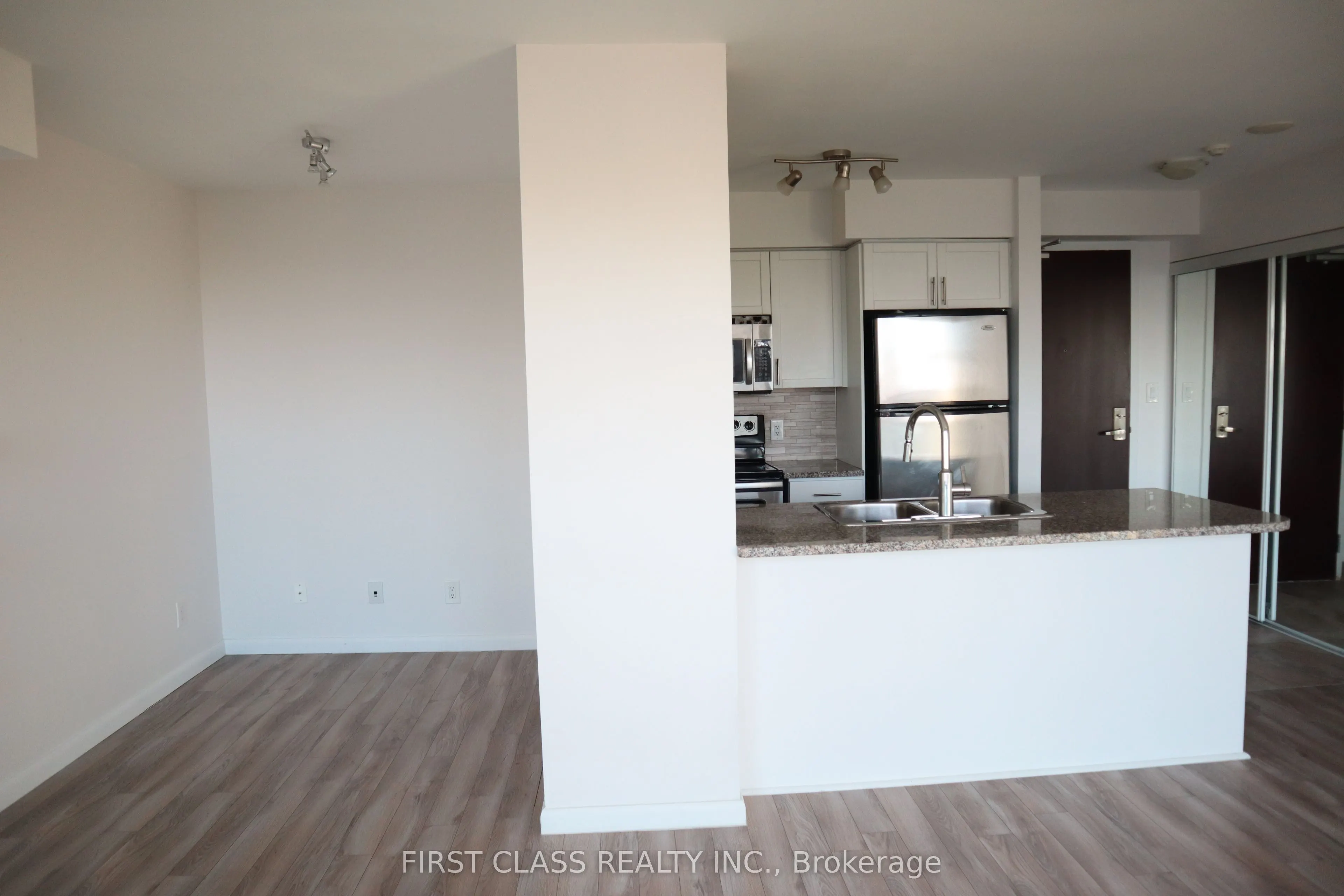 208 Enfield Place, #2805