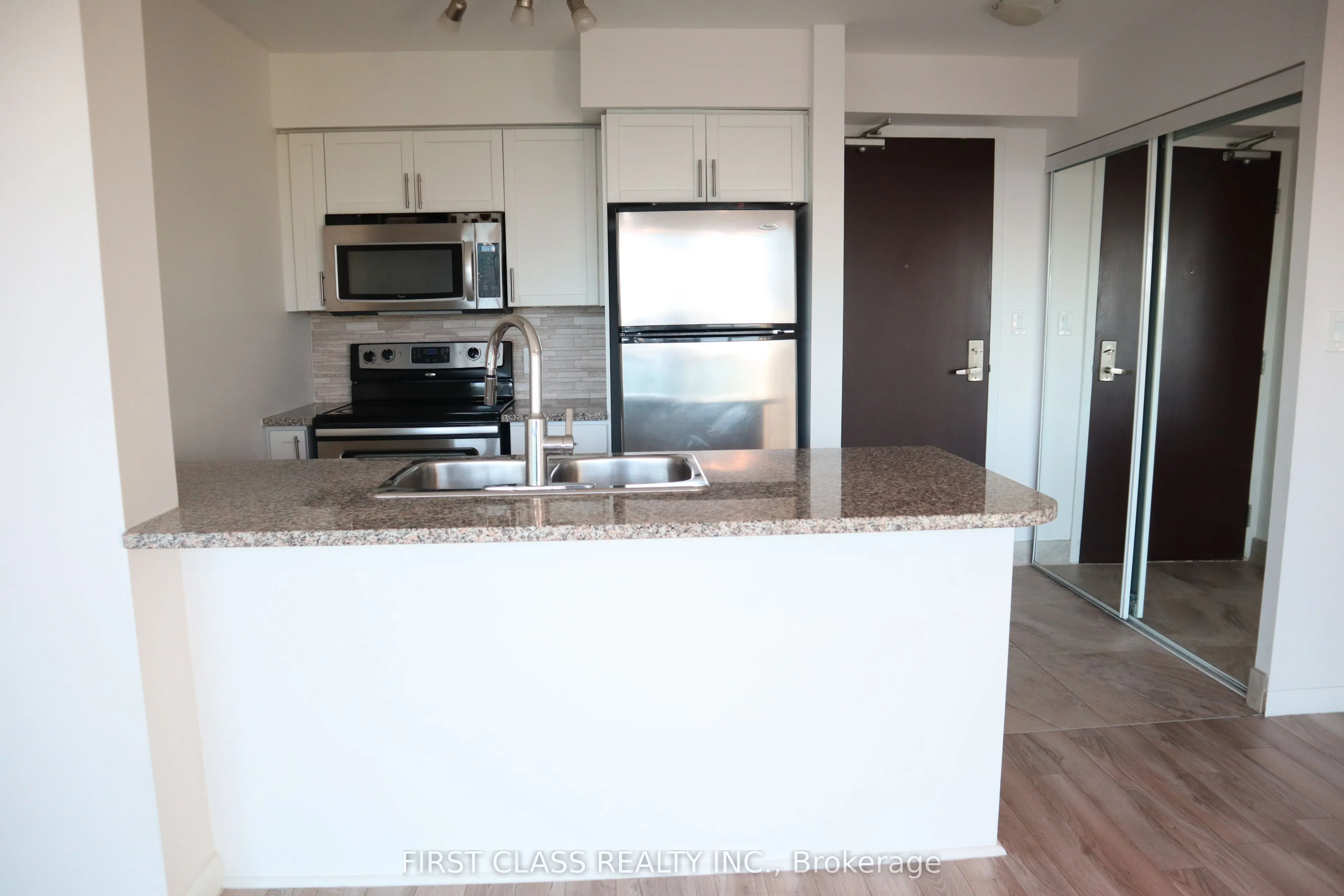208 Enfield Place, #2805