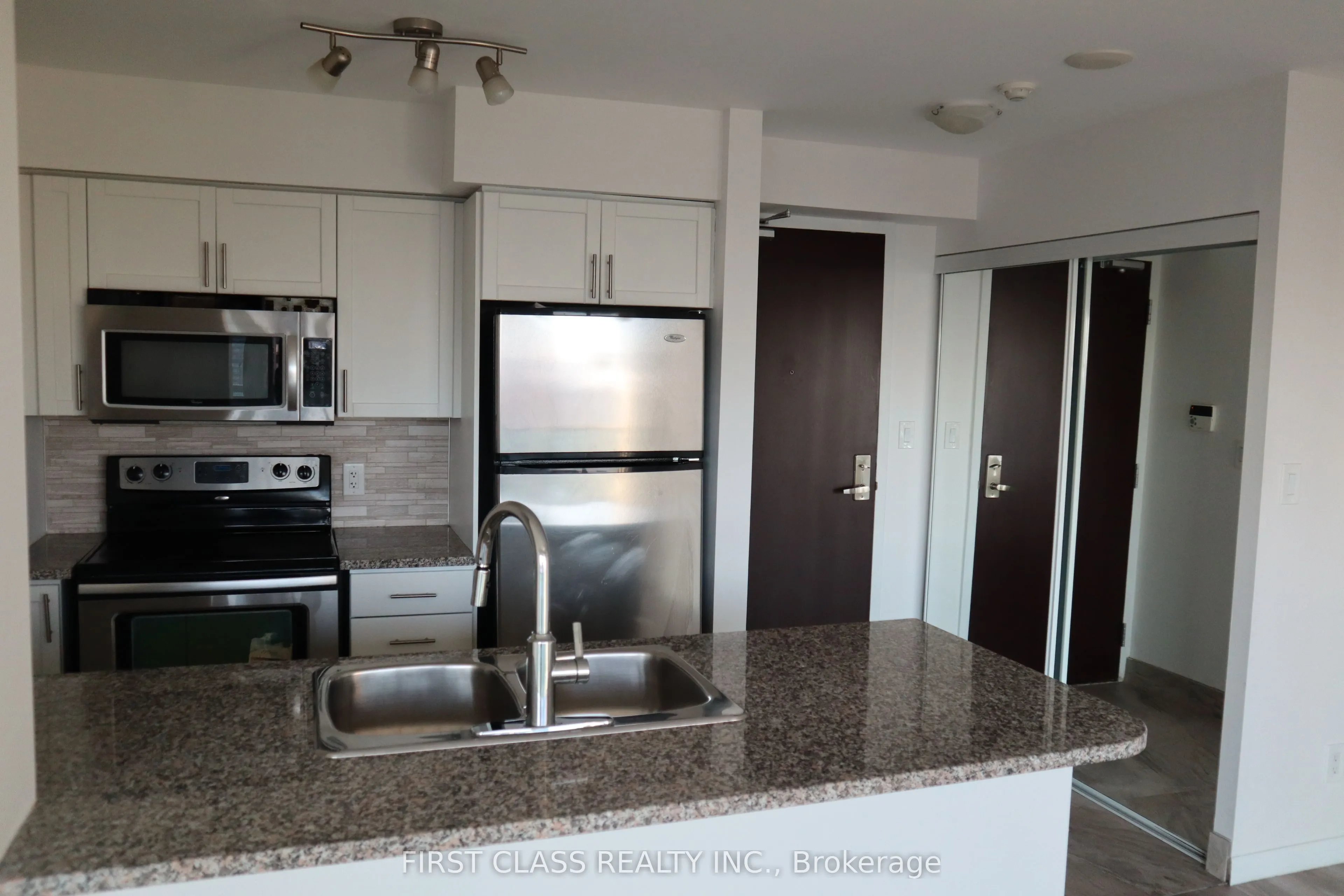 208 Enfield Place, #2805