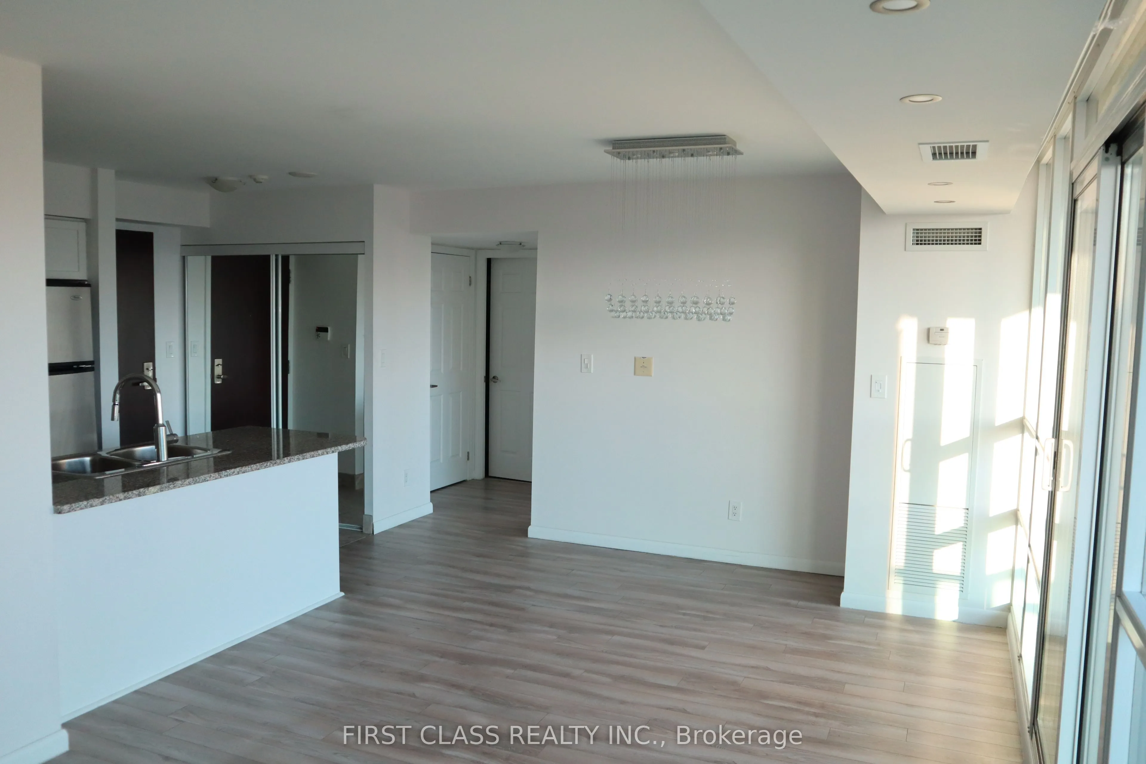 208 Enfield Place, #2805