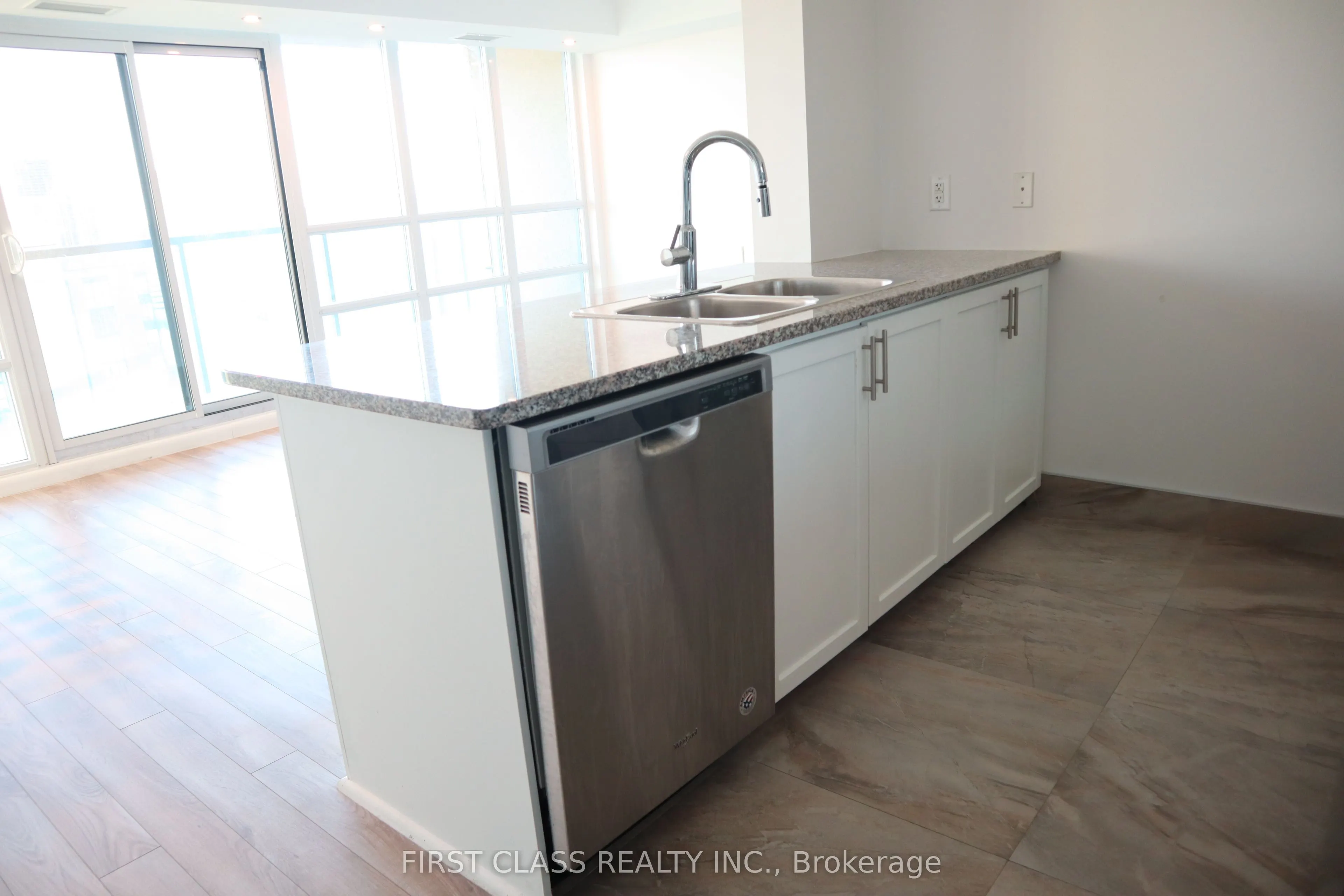 208 Enfield Place, #2805
