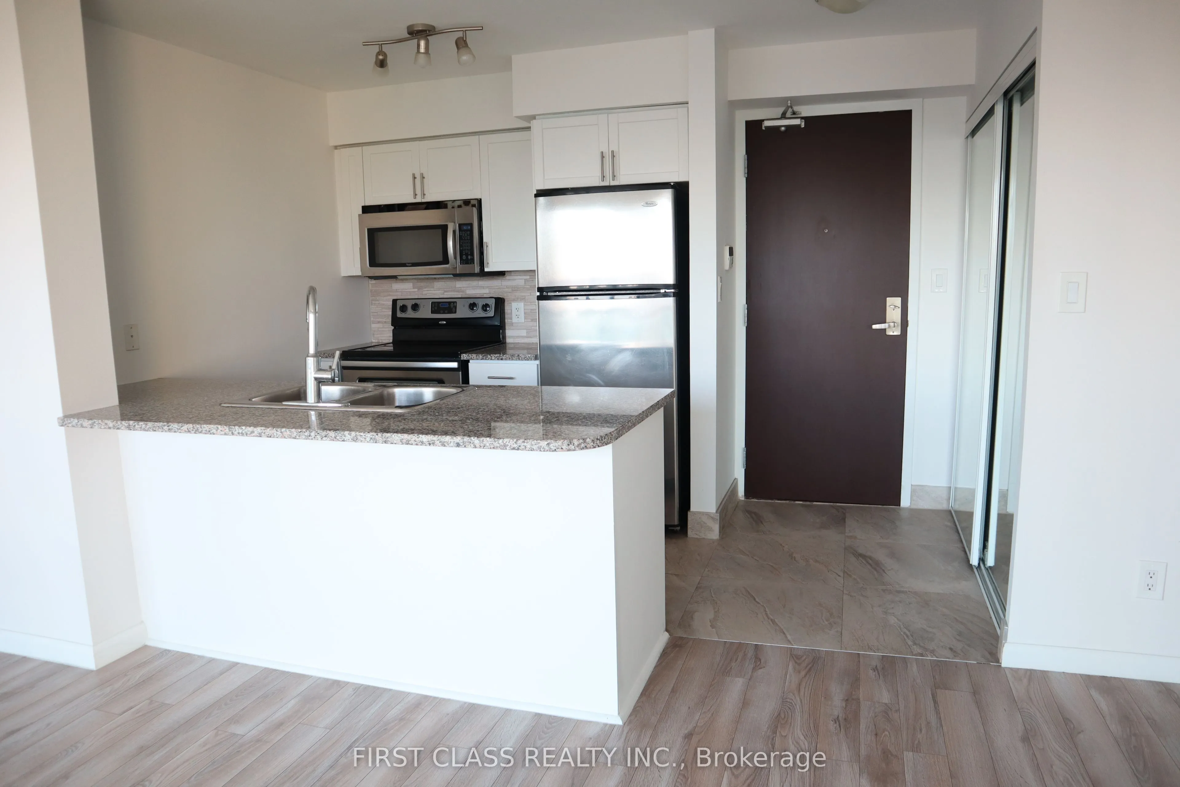 208 Enfield Place, #2805