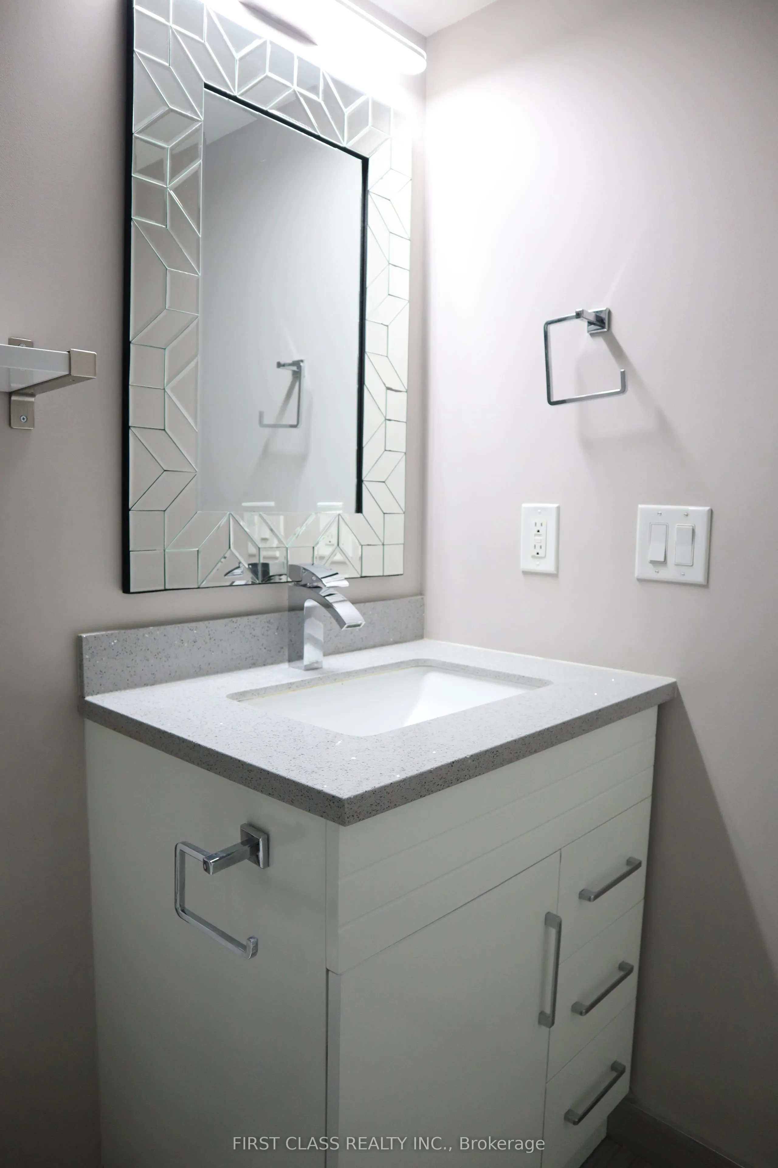 208 Enfield Place, #2805