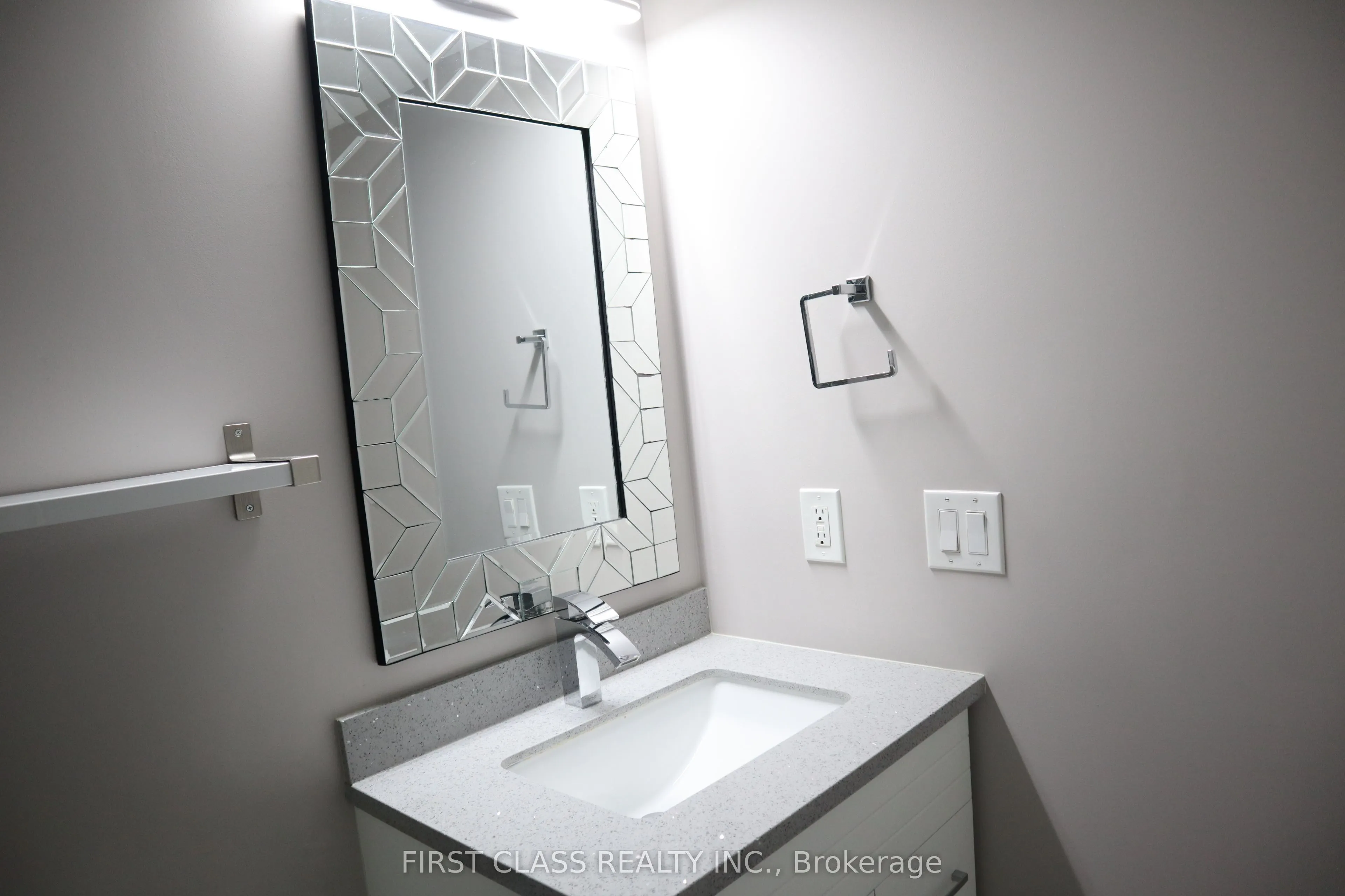 208 Enfield Place, #2805