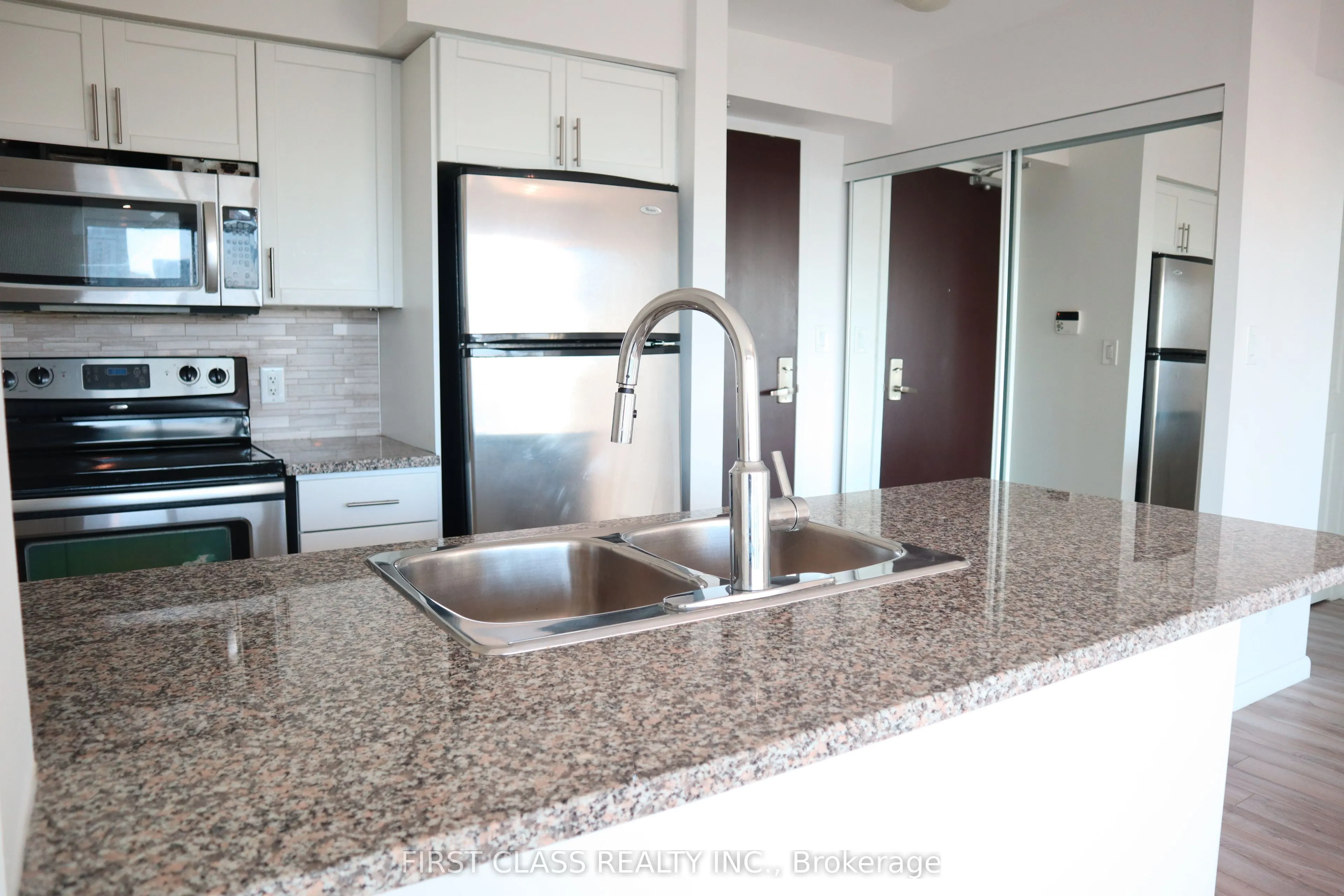 208 Enfield Place, #2805