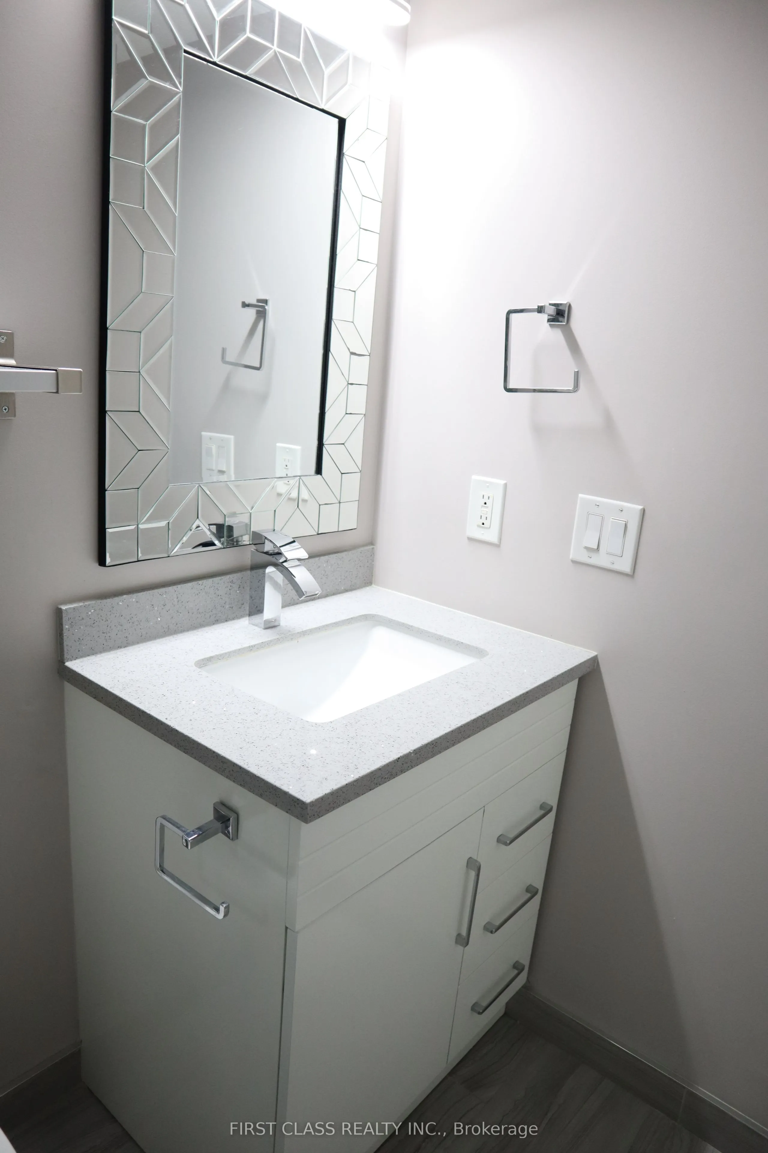 208 Enfield Place, #2805